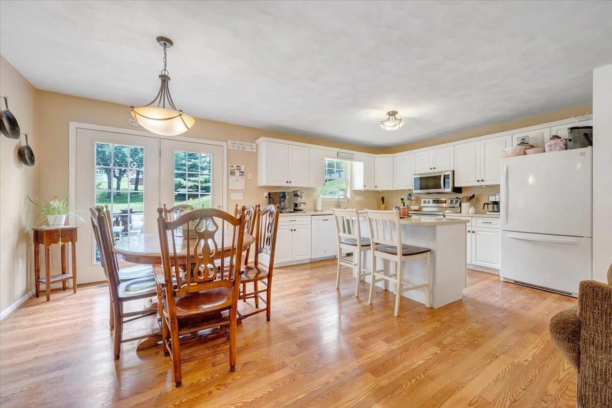 253 Dawnridge DR - Photo 10