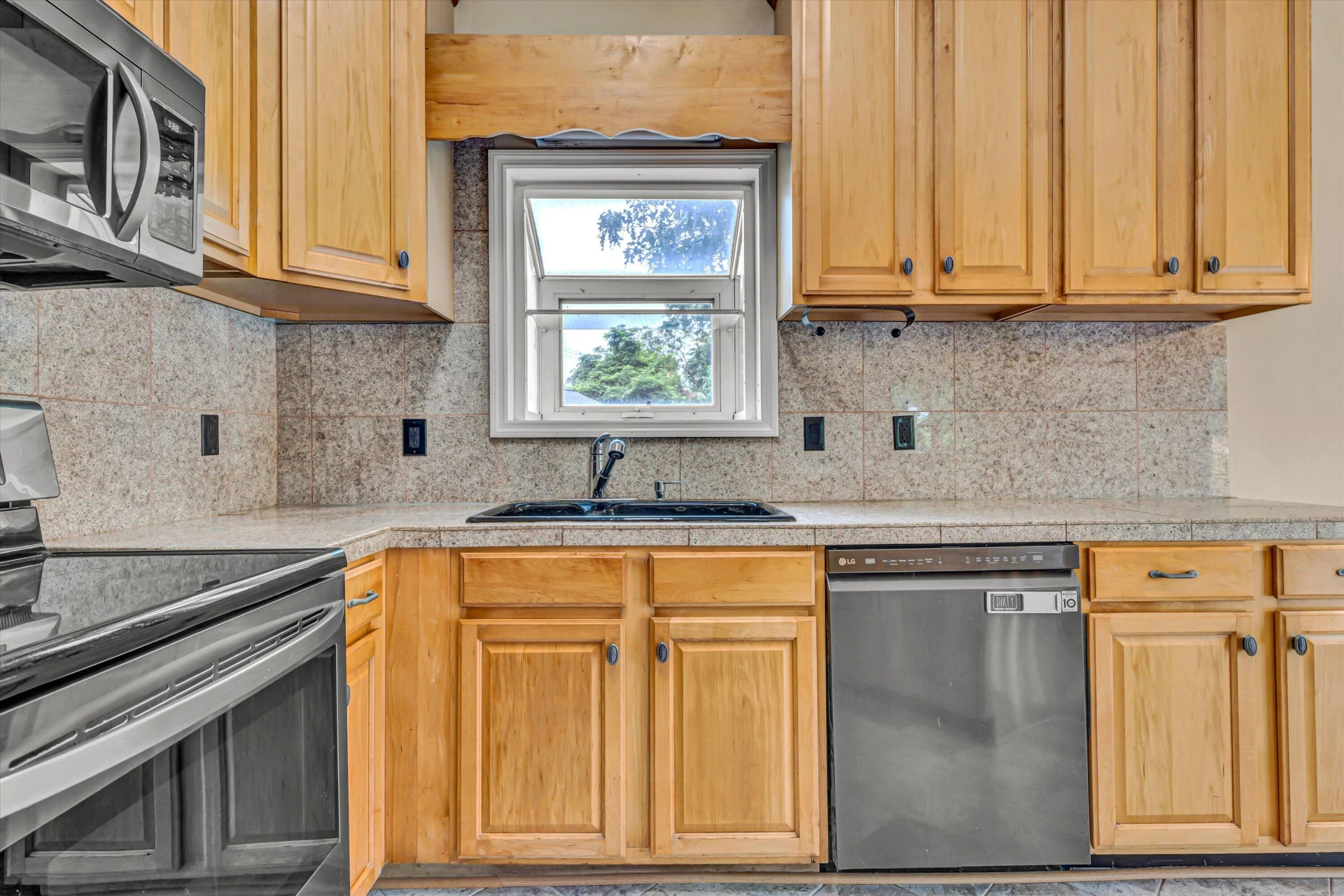 510 Ridgecrest DR - Photo 10