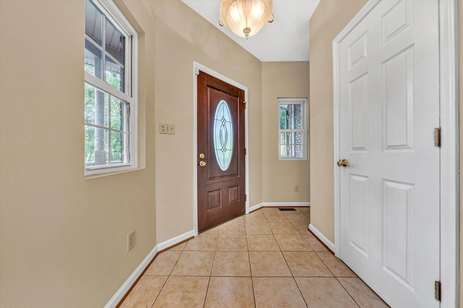 510 Ridgecrest DR - Photo 5