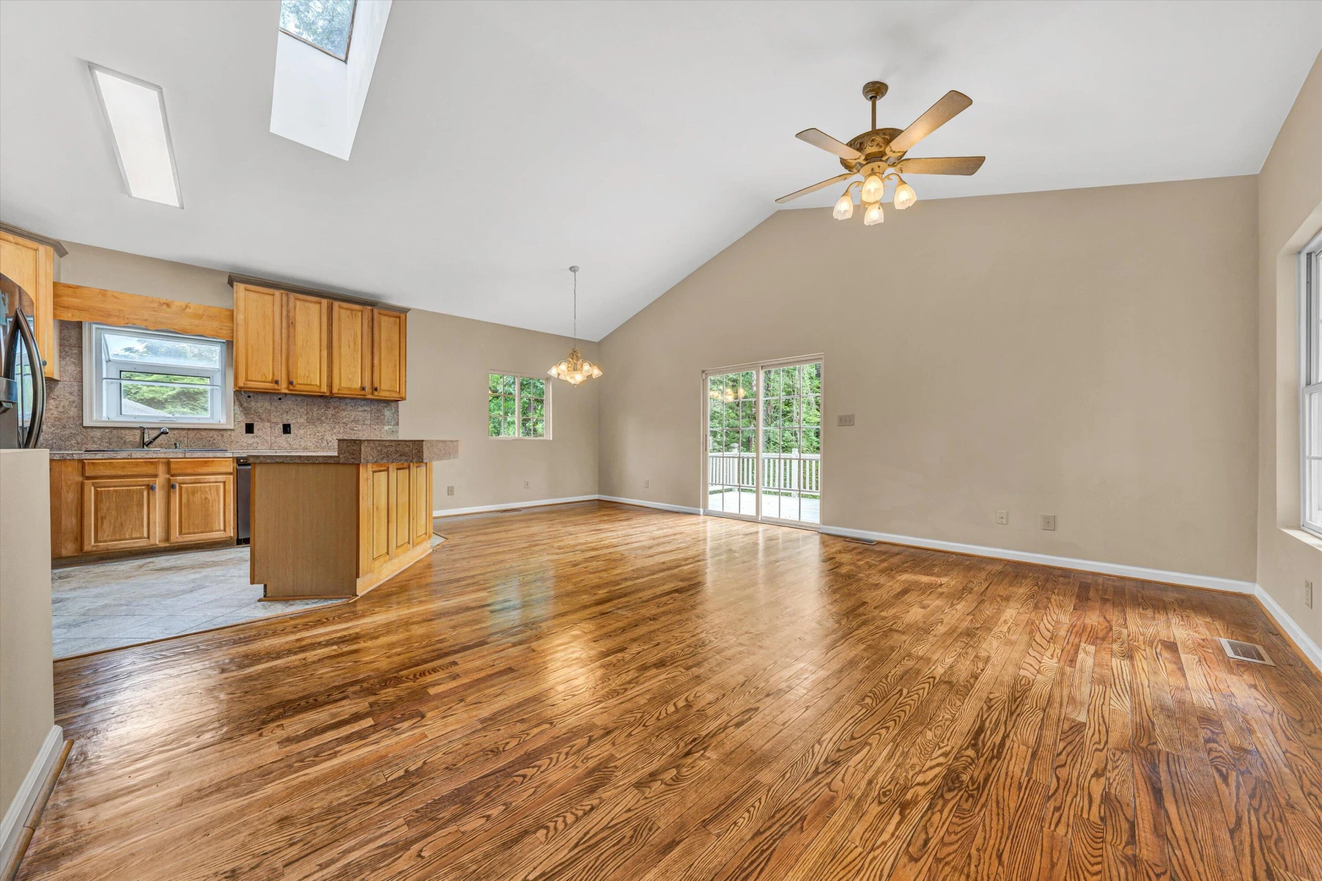 510 Ridgecrest DR - Photo 6