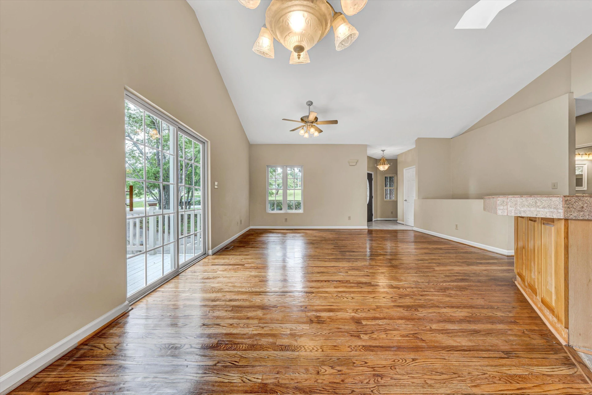 510 Ridgecrest DR - Photo 7