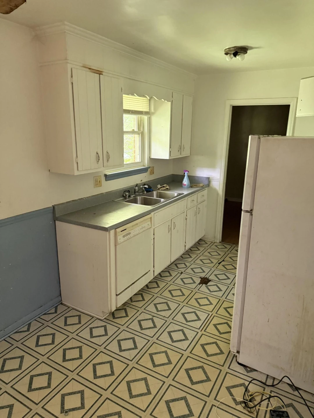 919 Glenn Ridge RD - Photo 4