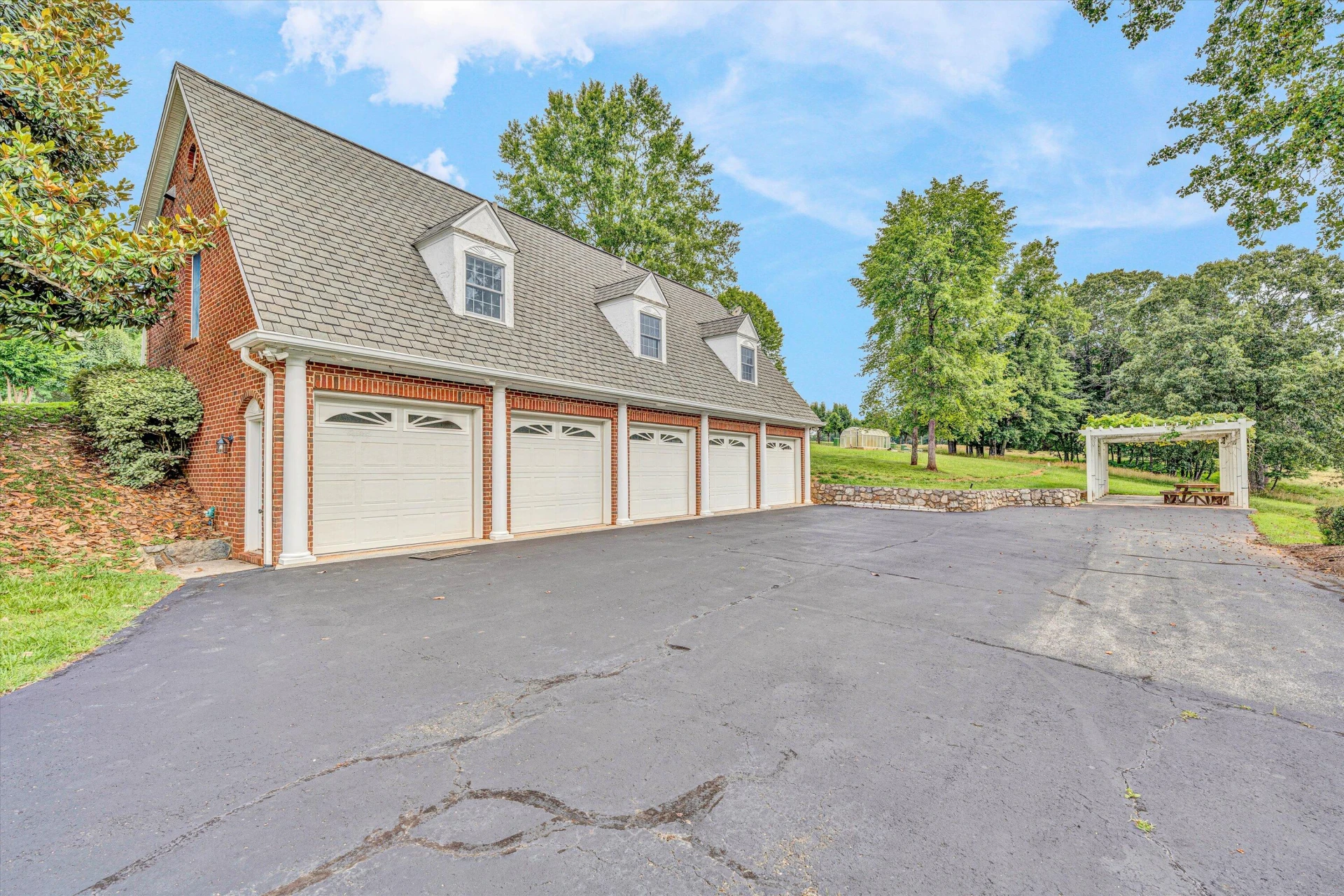 2222 Pine Ridge RD - Photo 24