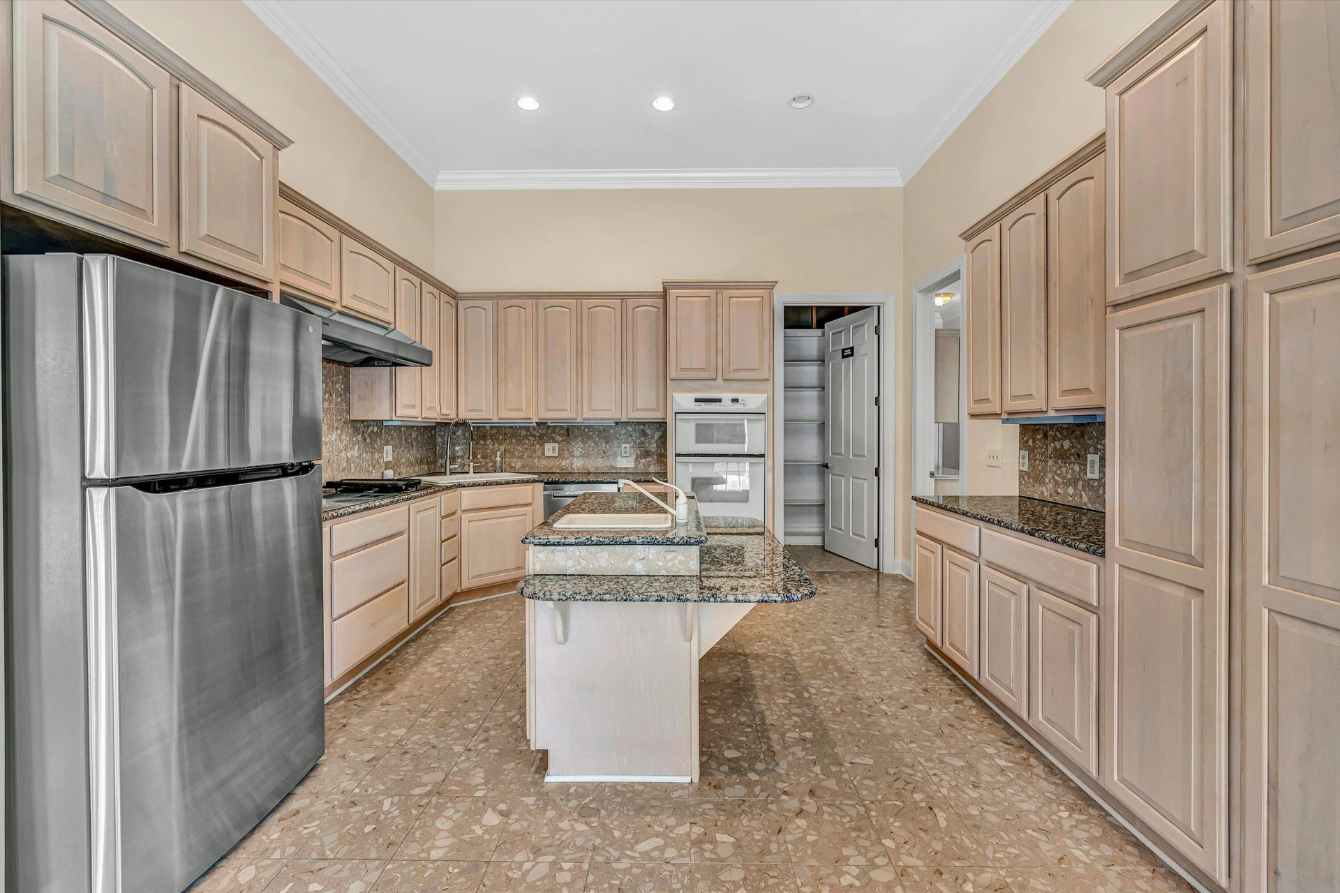 2246 Pine Ridge RD - Photo 10