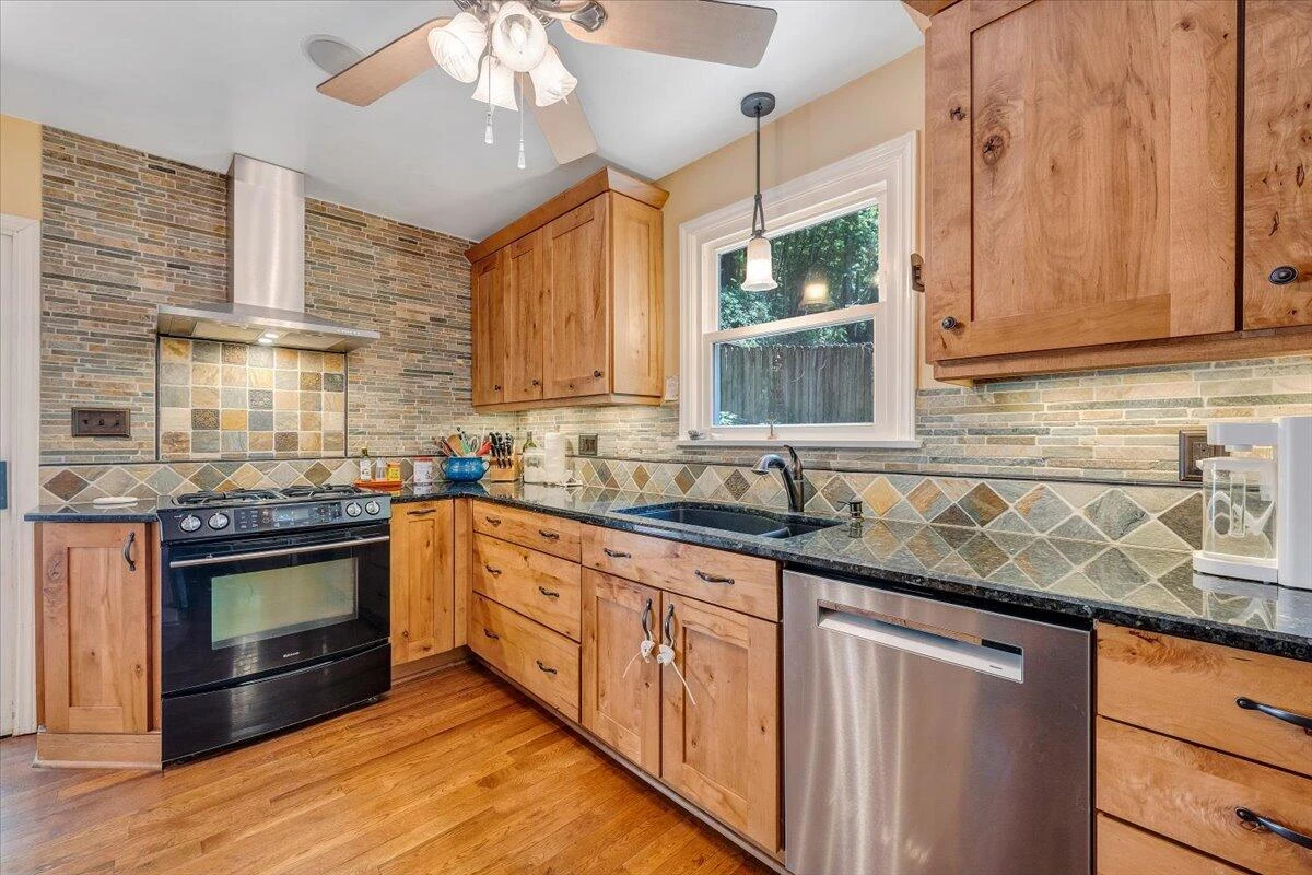 2702 Yellow Mountain RD - Photo 21