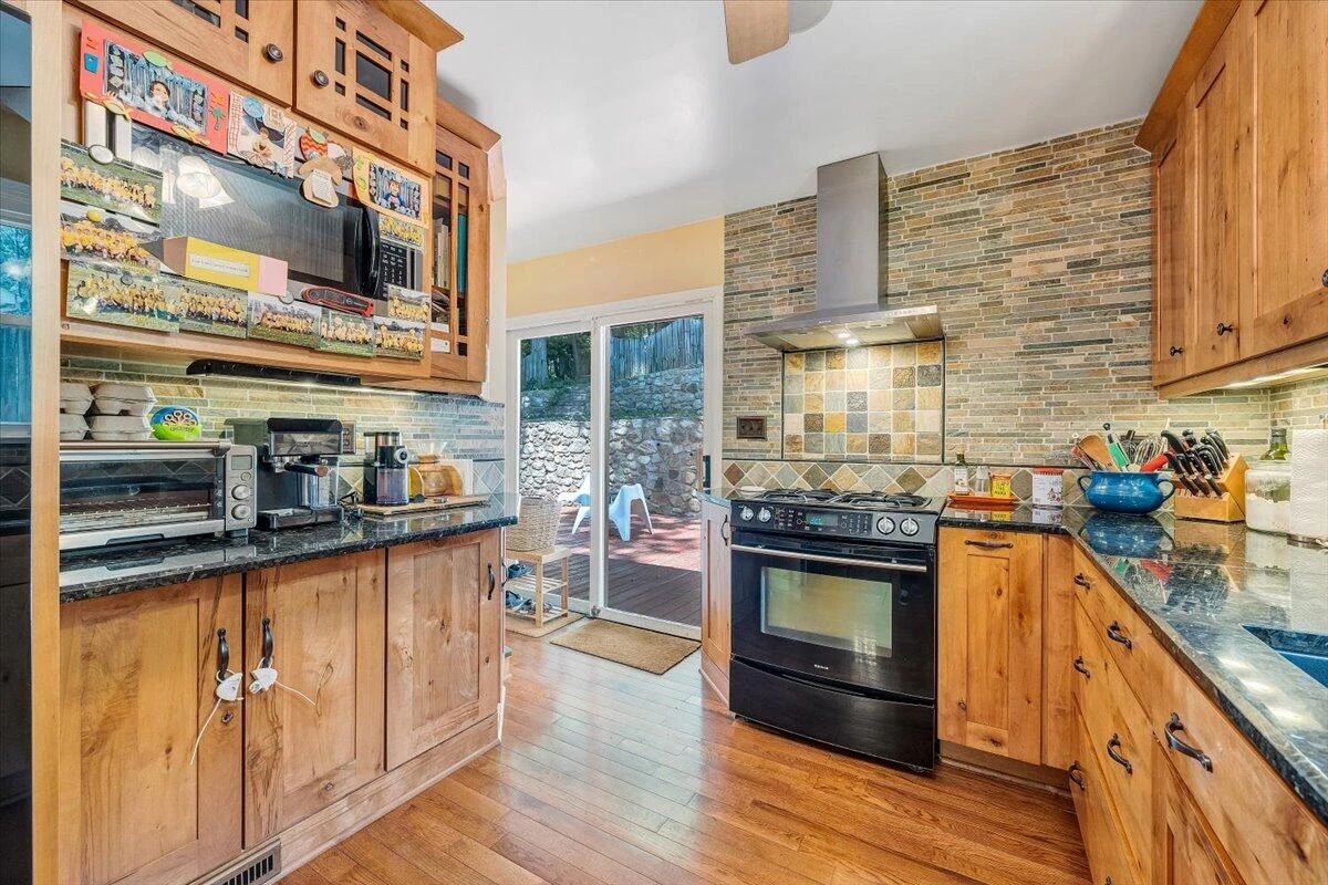 2702 Yellow Mountain RD - Photo 22