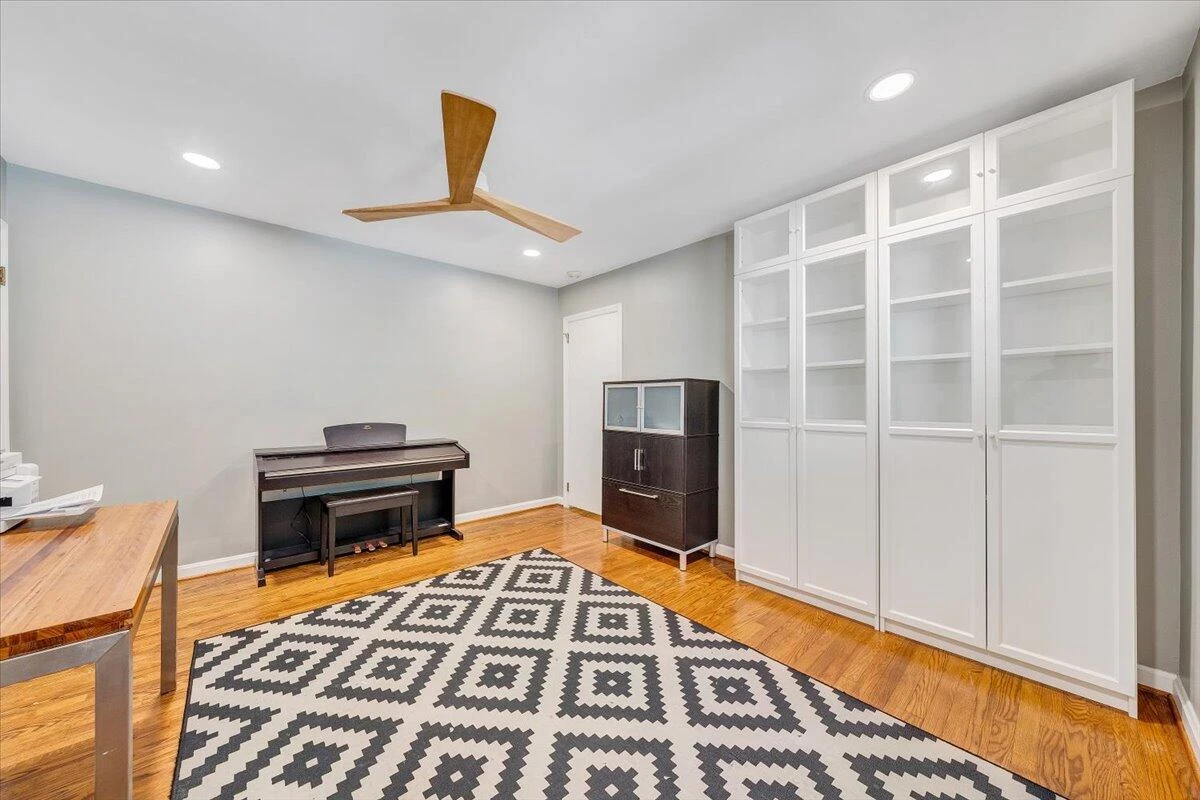 2702 Yellow Mountain RD - Photo 27