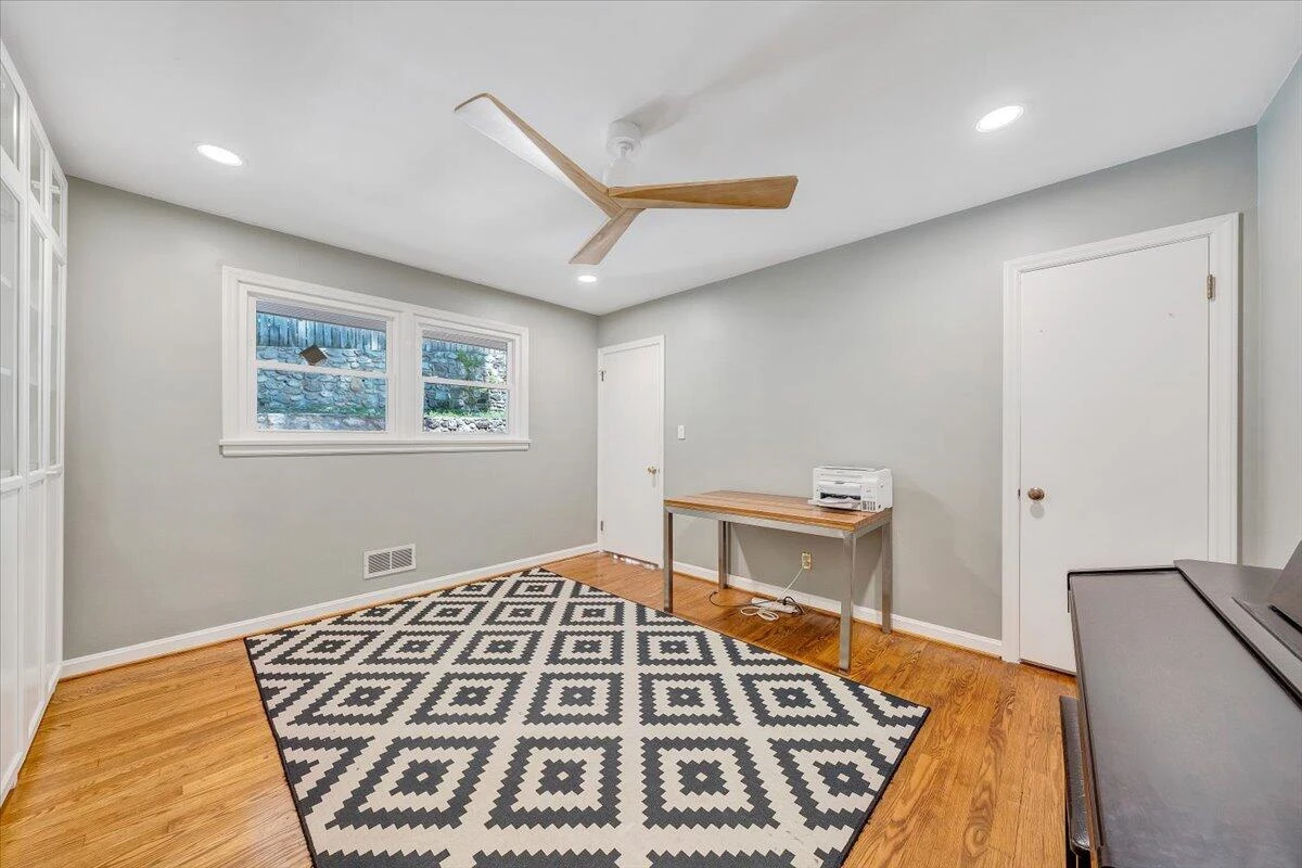 2702 Yellow Mountain RD - Photo 28