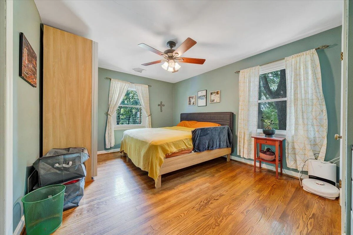 2702 Yellow Mountain RD - Photo 32