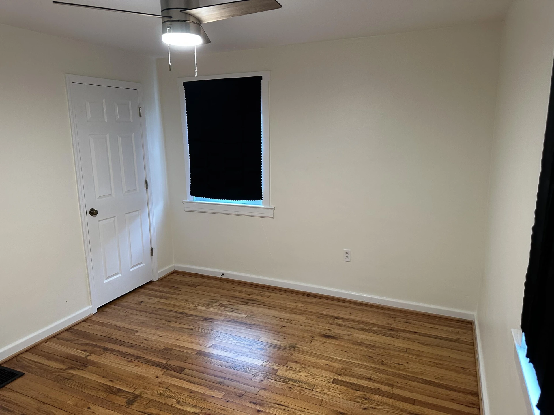 1602 Campbell AVE - Photo 11