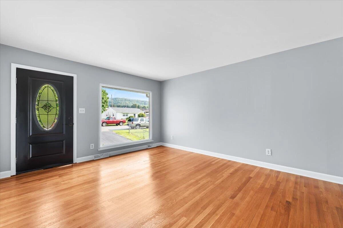 1461 Antrim ST - Photo 10
