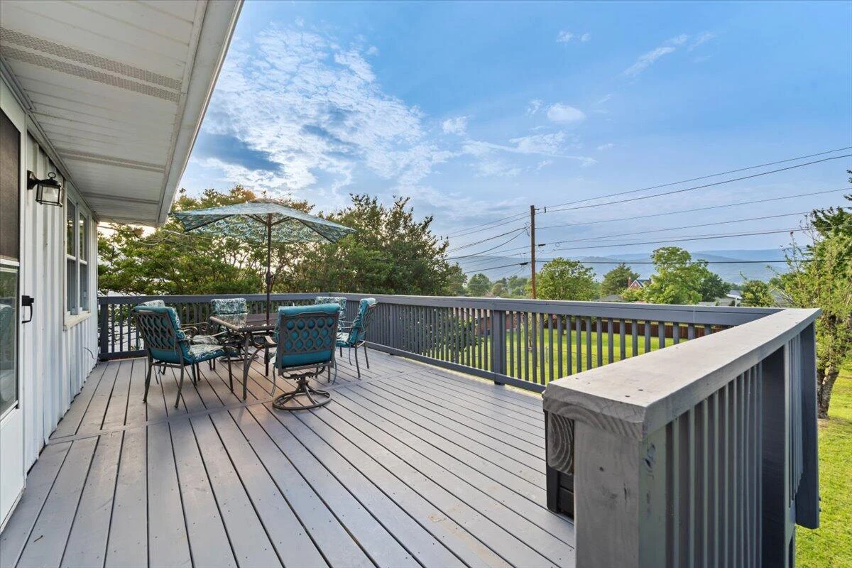1461 Antrim ST - Photo 21