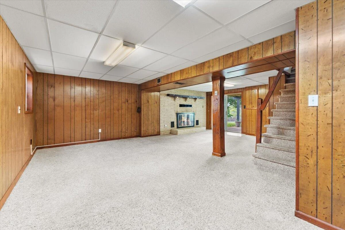 1461 Antrim ST - Photo 35