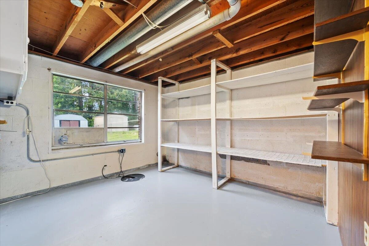 1461 Antrim ST - Photo 36