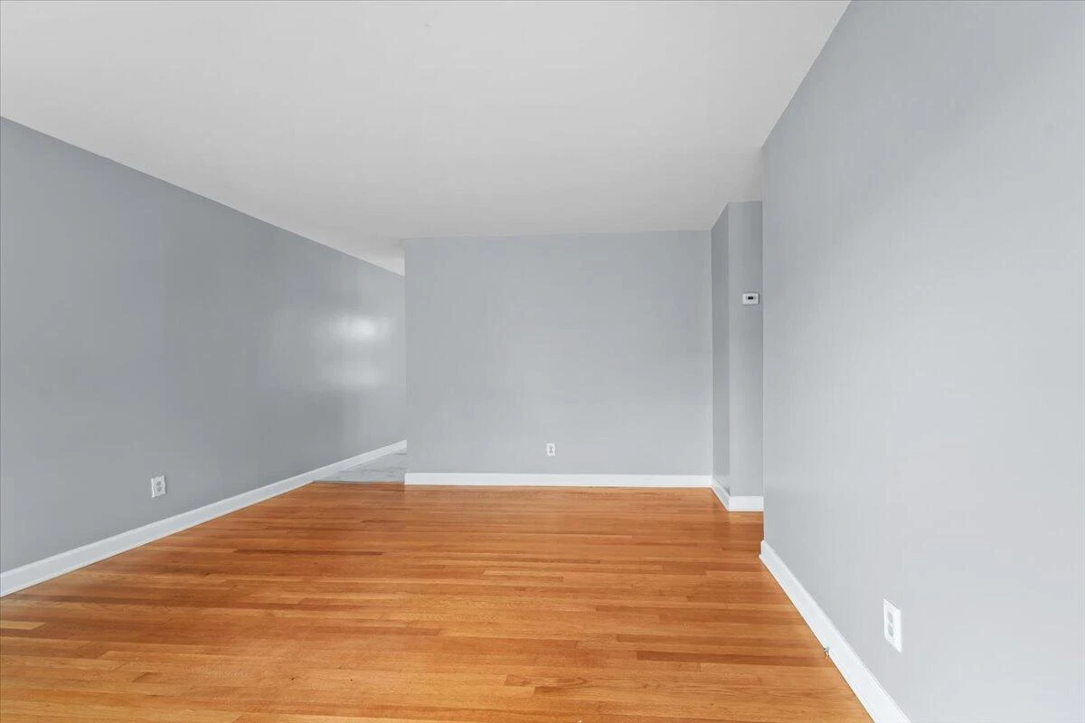 1461 Antrim ST - Photo 7