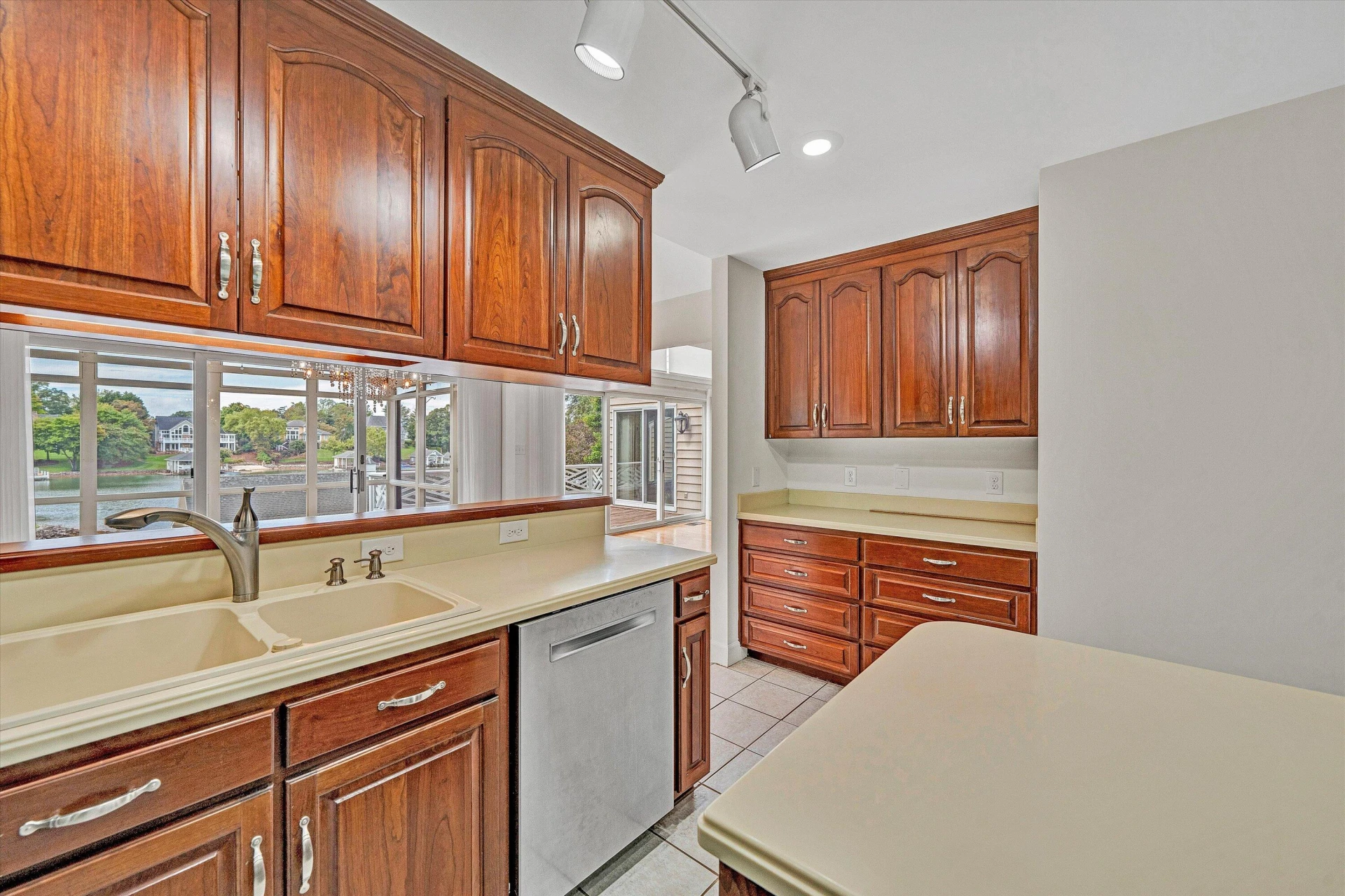 30 Island Green CIR #22 - Photo 22