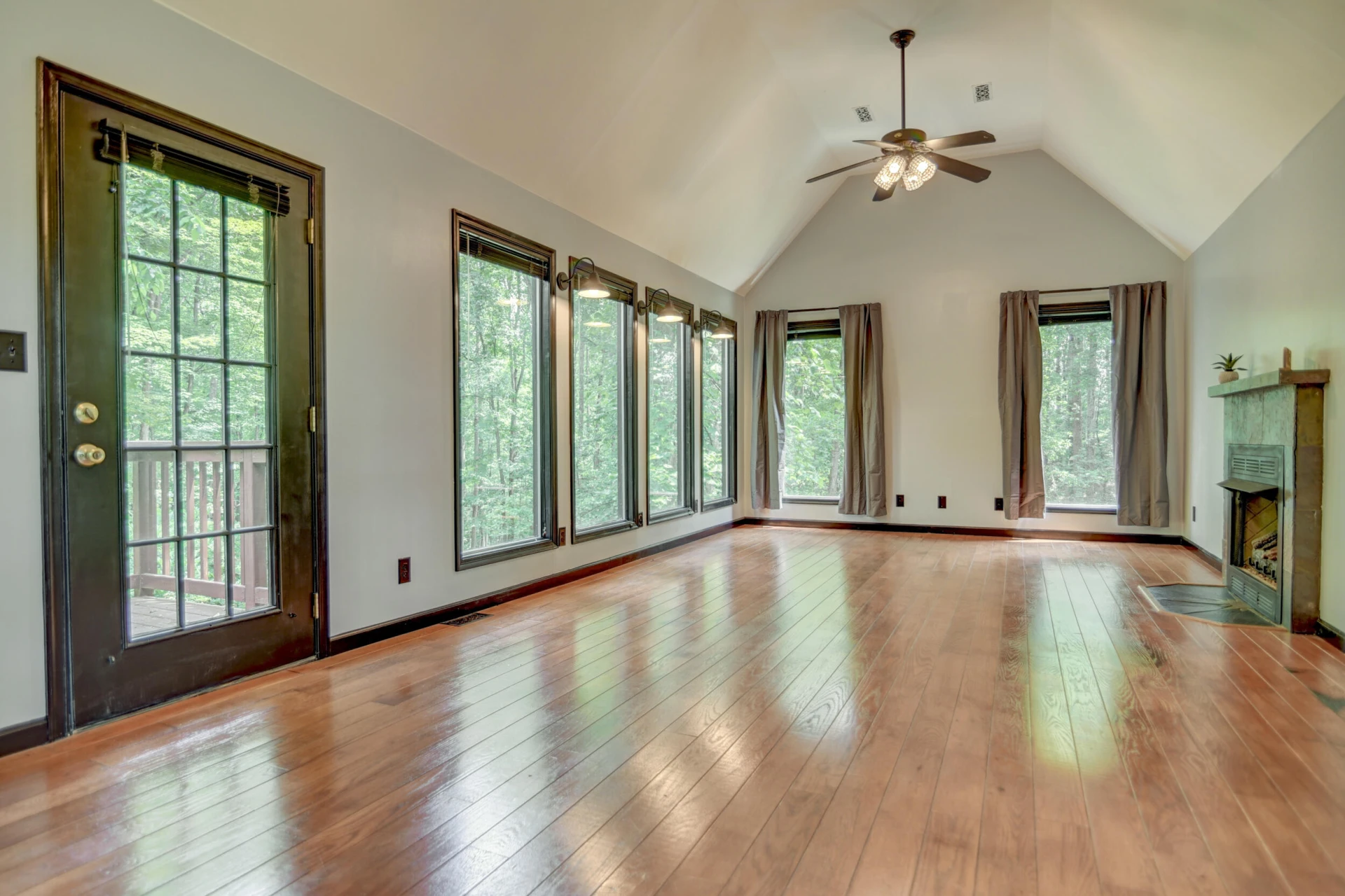 2112 Lynchburg Salem  Tpke - Photo 14