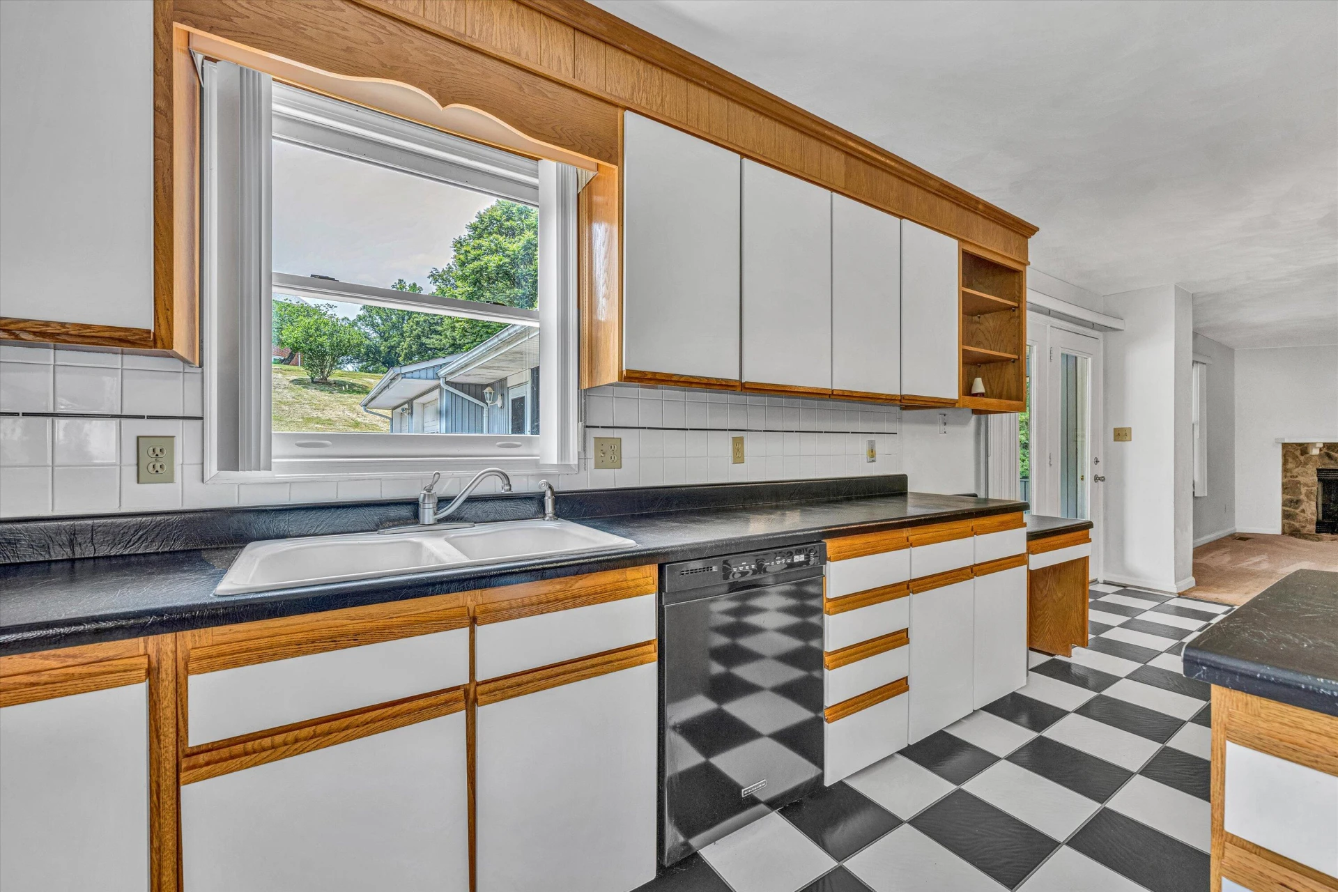 5300 ROCK HILL DR - Photo 11