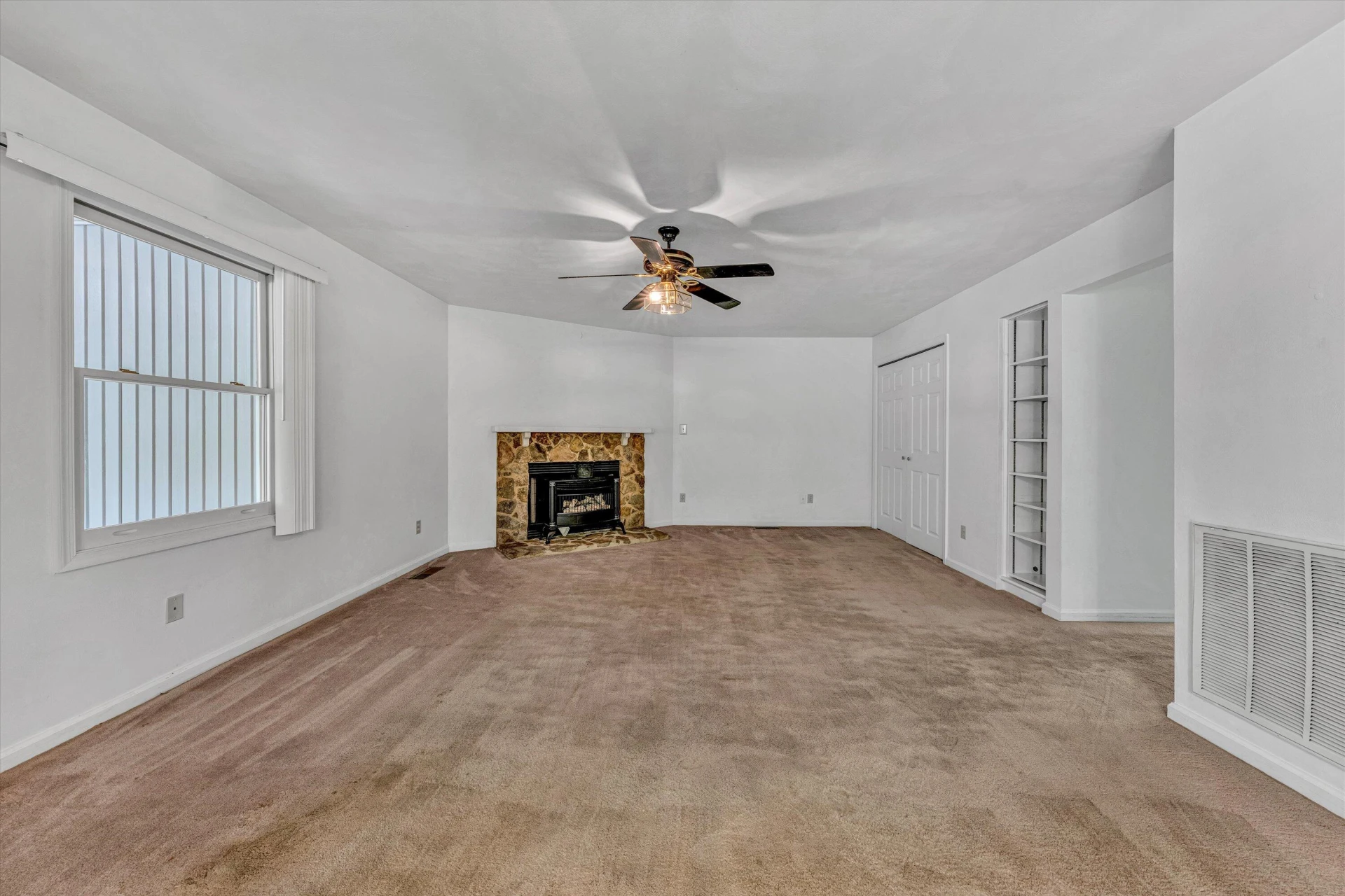 5300 ROCK HILL DR - Photo 13