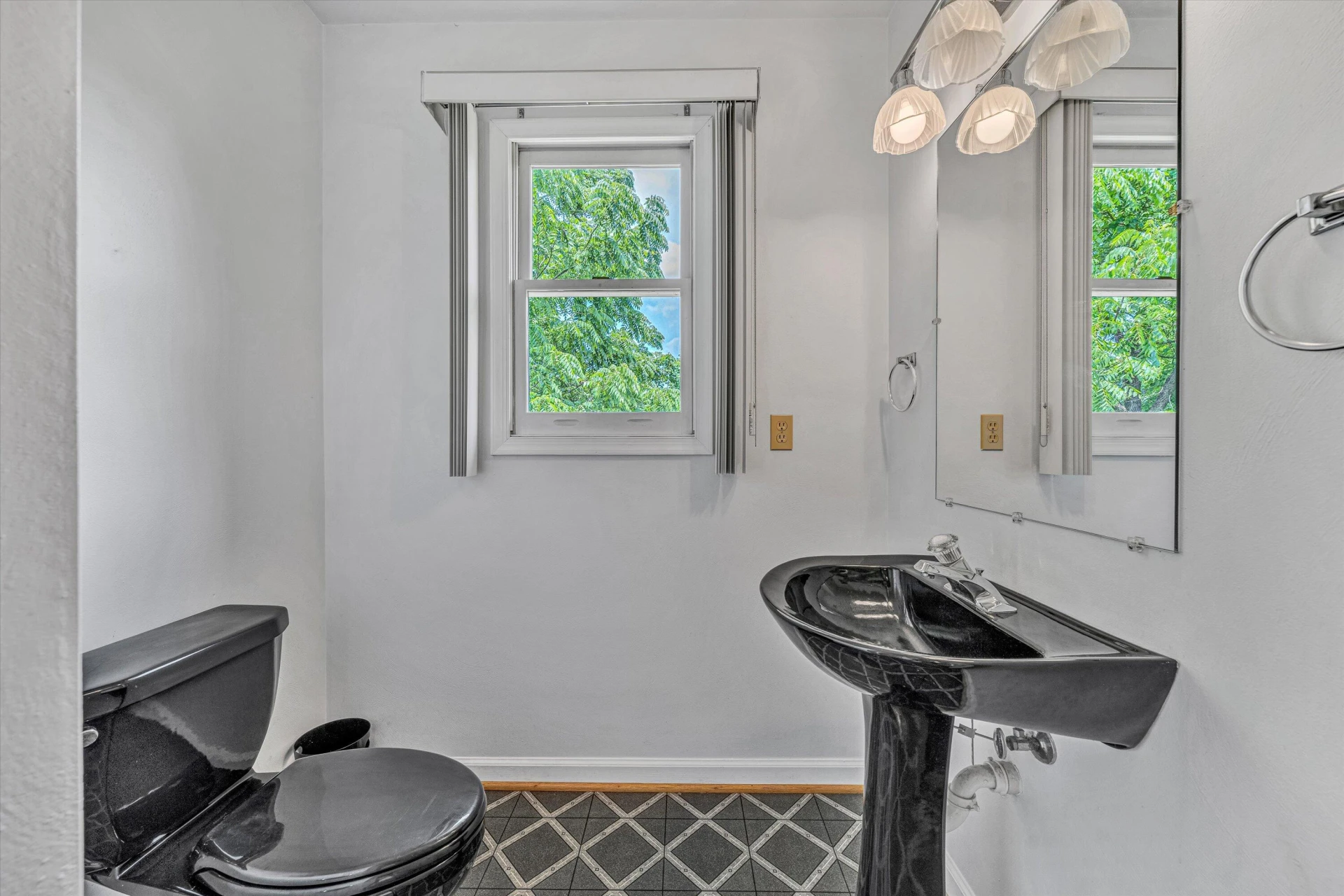 5300 ROCK HILL DR - Photo 17