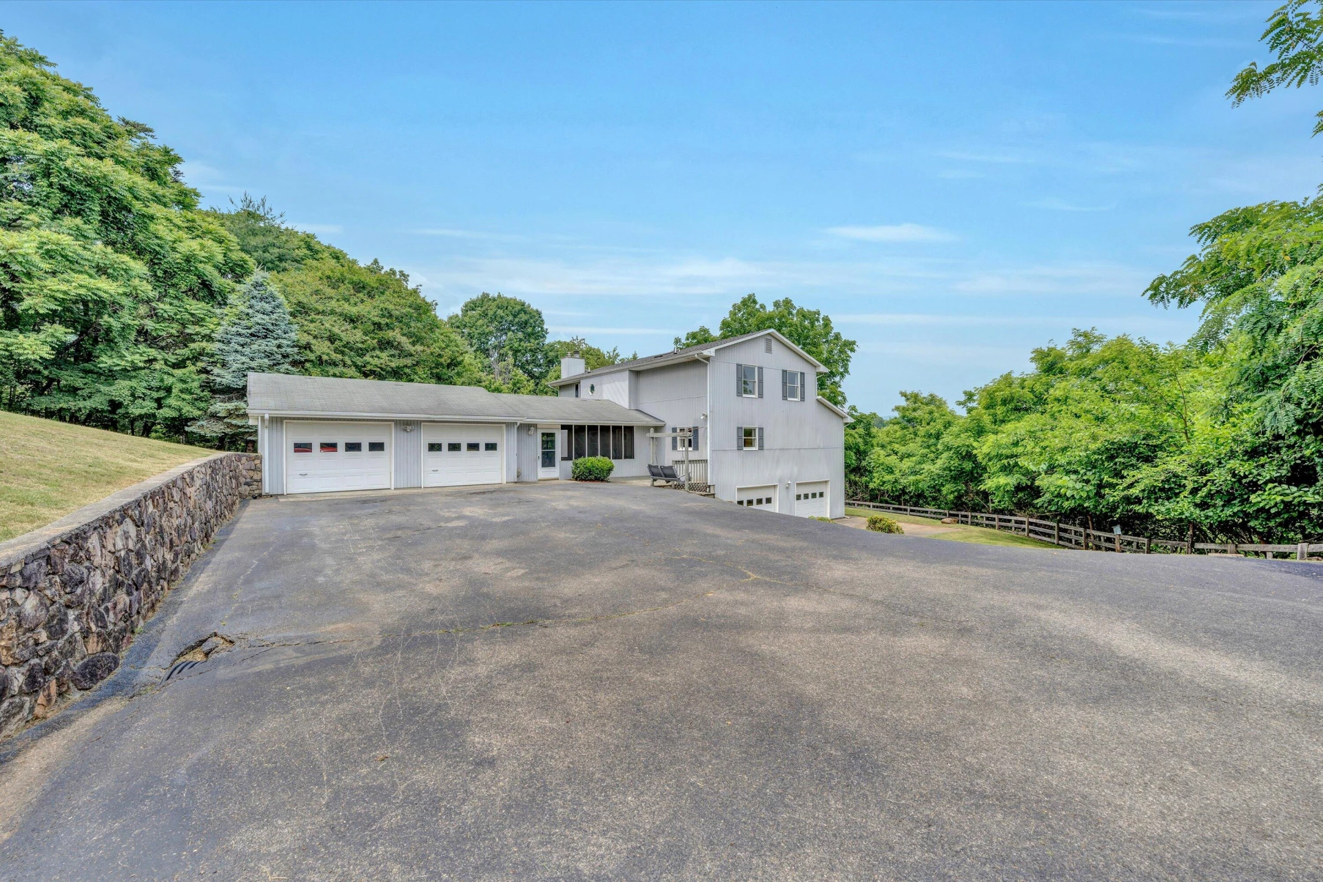 5300 ROCK HILL DR - Photo 36