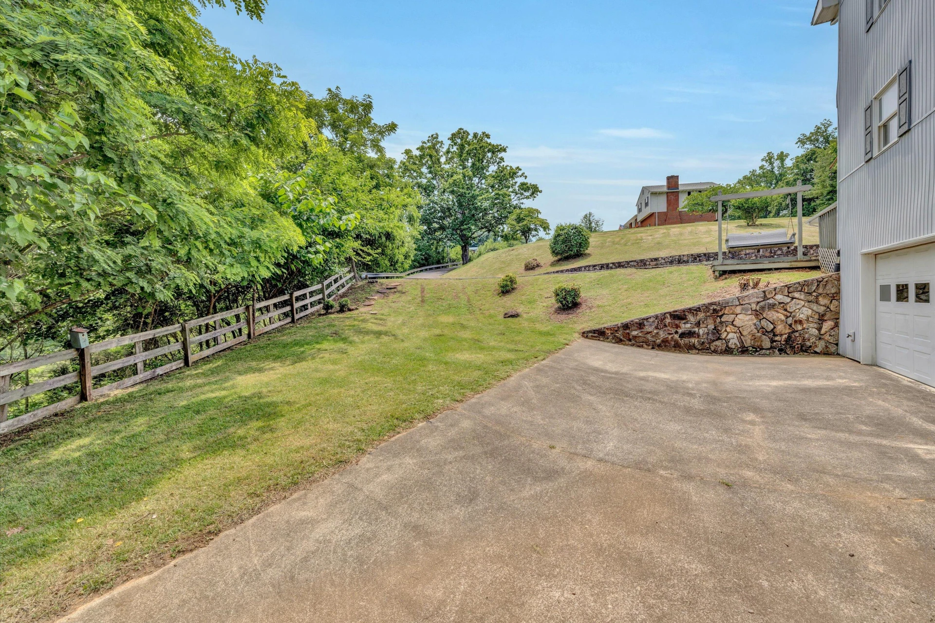 5300 ROCK HILL DR - Photo 43