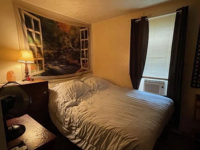 1414 Campbell AVE - Photo 10
