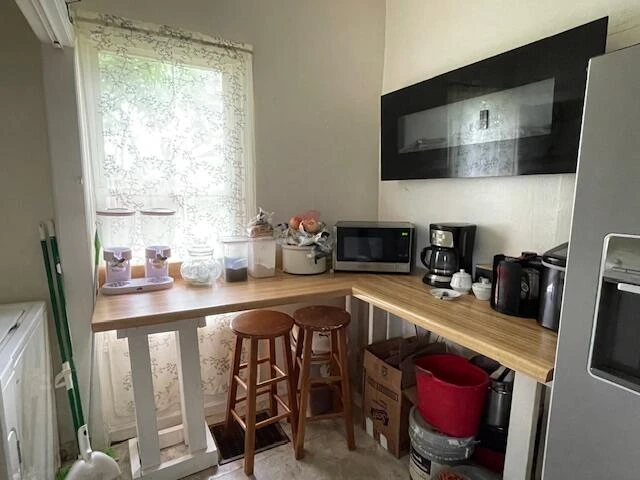 1414 Campbell AVE - Photo 16