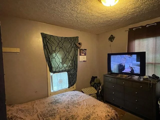 1414 Campbell AVE - Photo 21