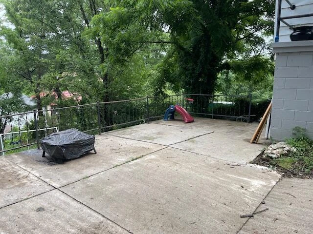 1414 Campbell AVE - Photo 32