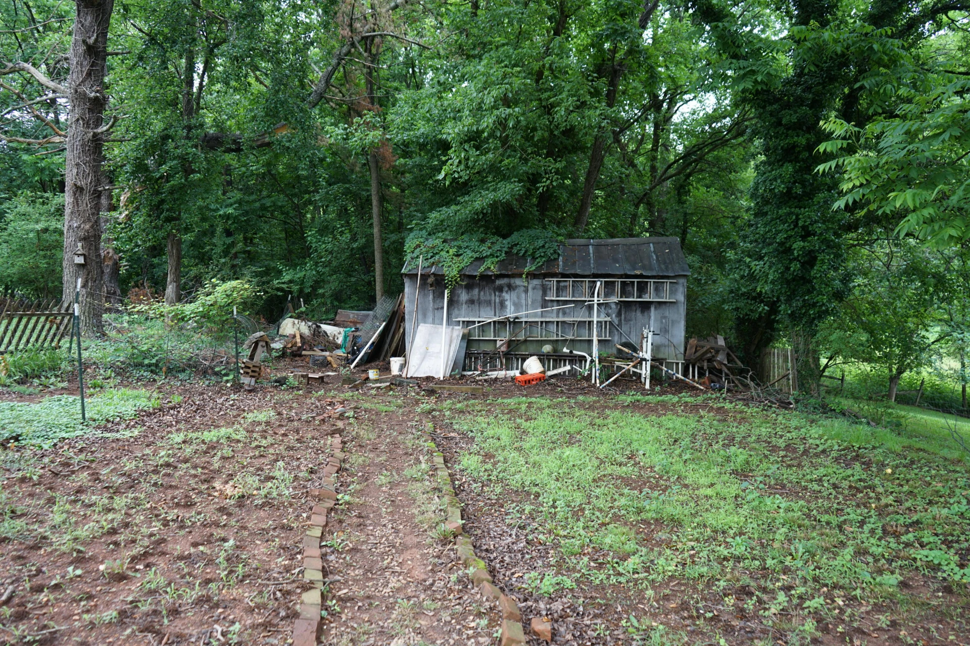 409 Washington ST - Photo 5