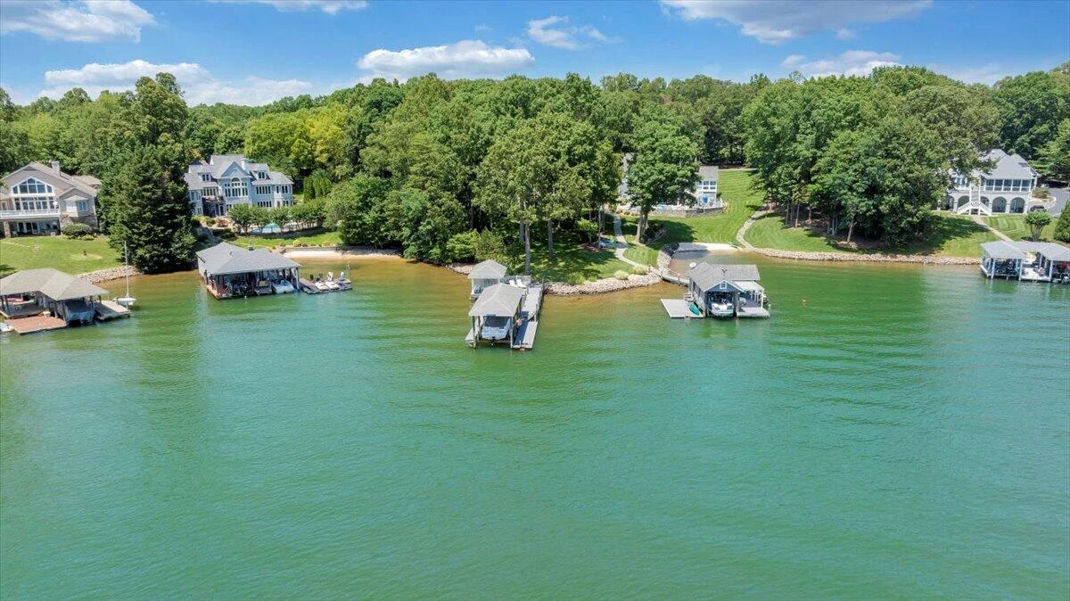 574 Waverly LN - Photo 147