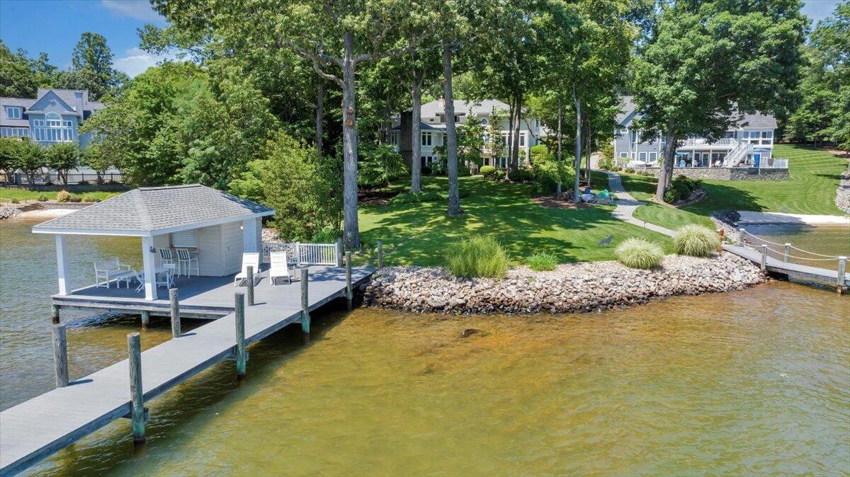 574 Waverly LN - Photo 151
