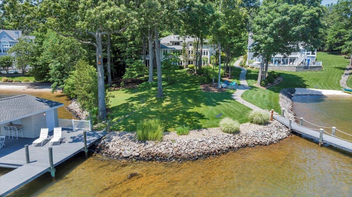 574 Waverly LN - Photo 152