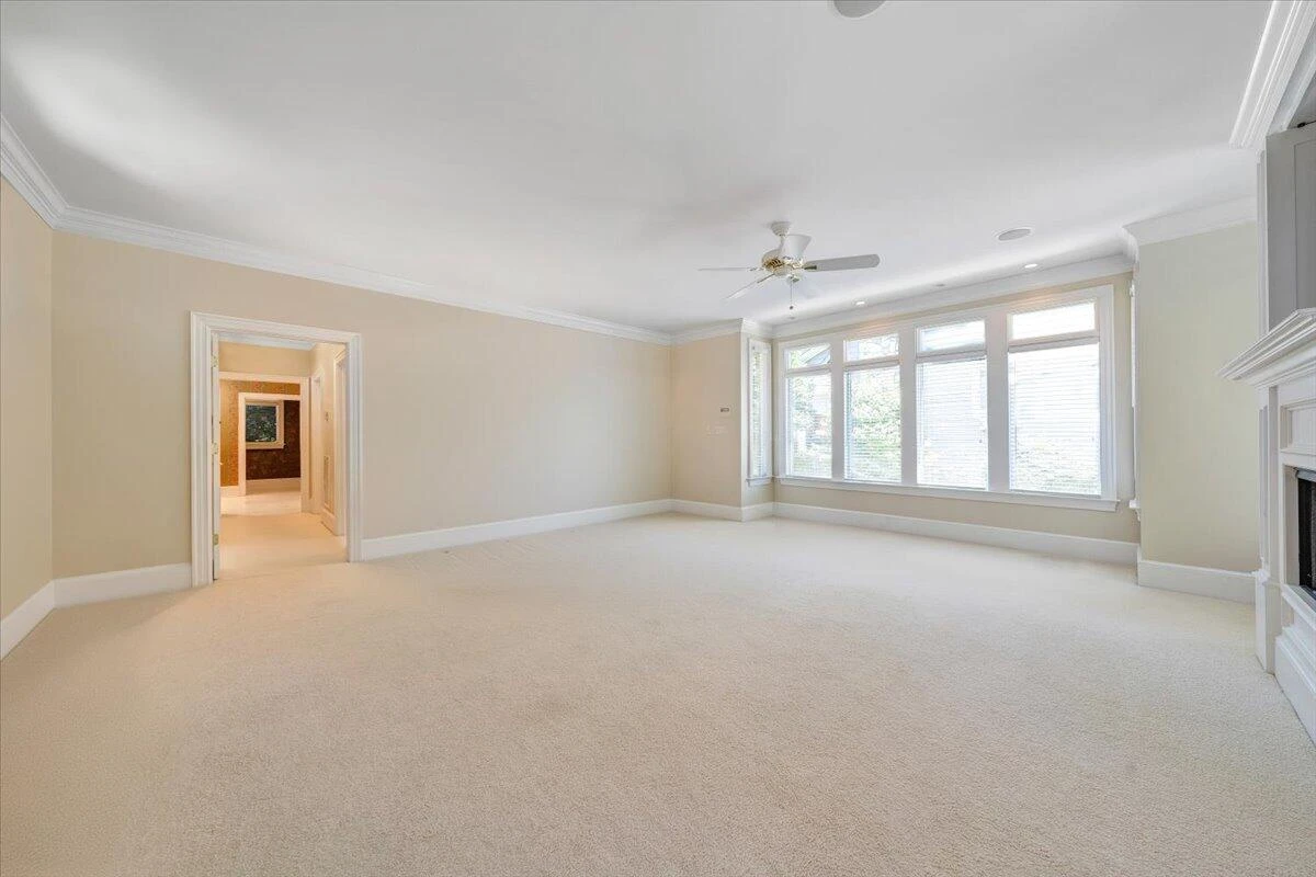 574 Waverly LN - Photo 29