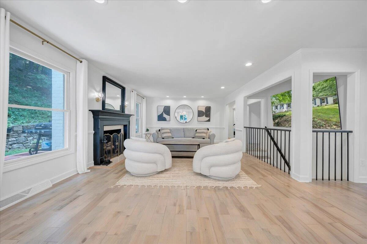 5123 Remington RD - Photo 8