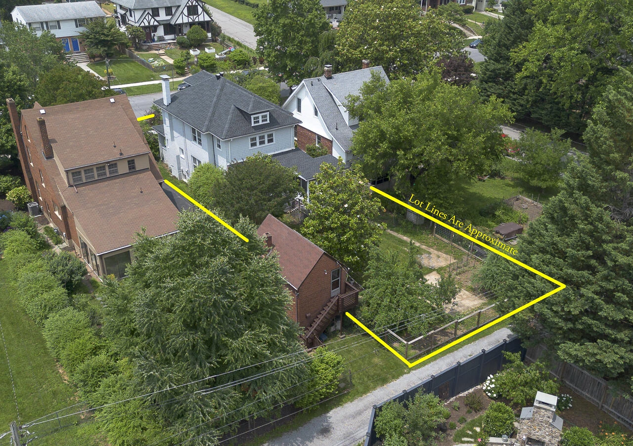 2506 Rosalind AVE - Photo 7