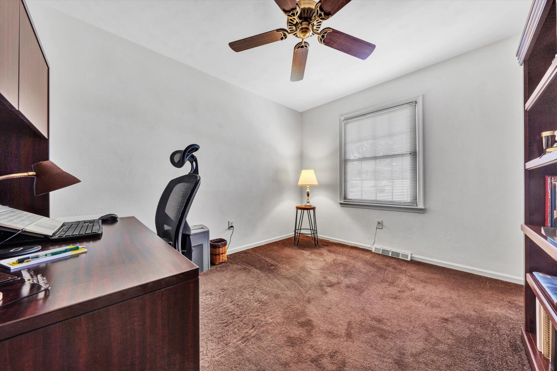 716 Arcadia CIR - Photo 19