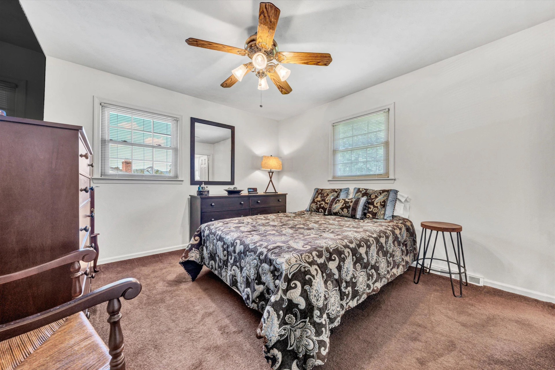 716 Arcadia CIR - Photo 23