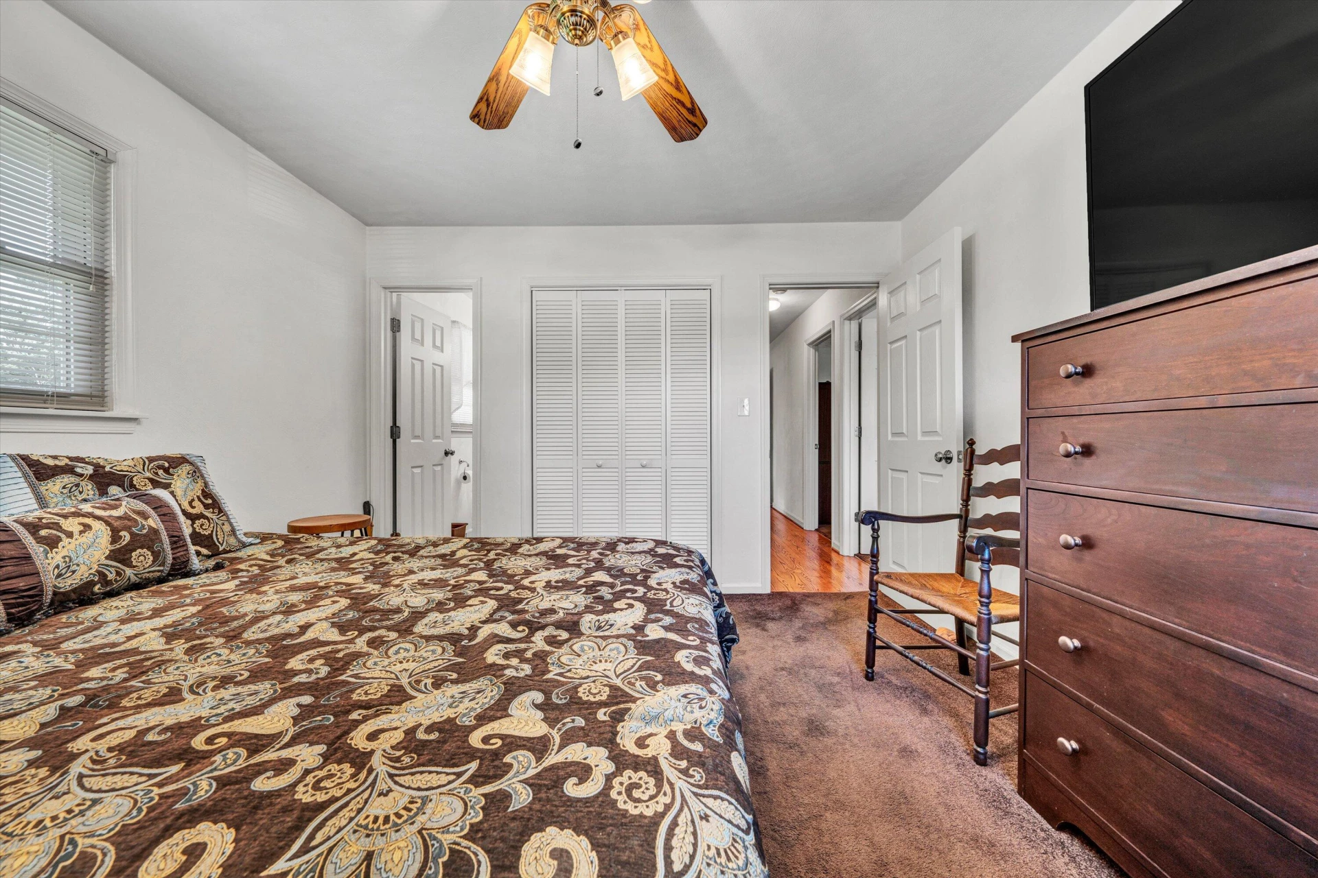 716 Arcadia CIR - Photo 24