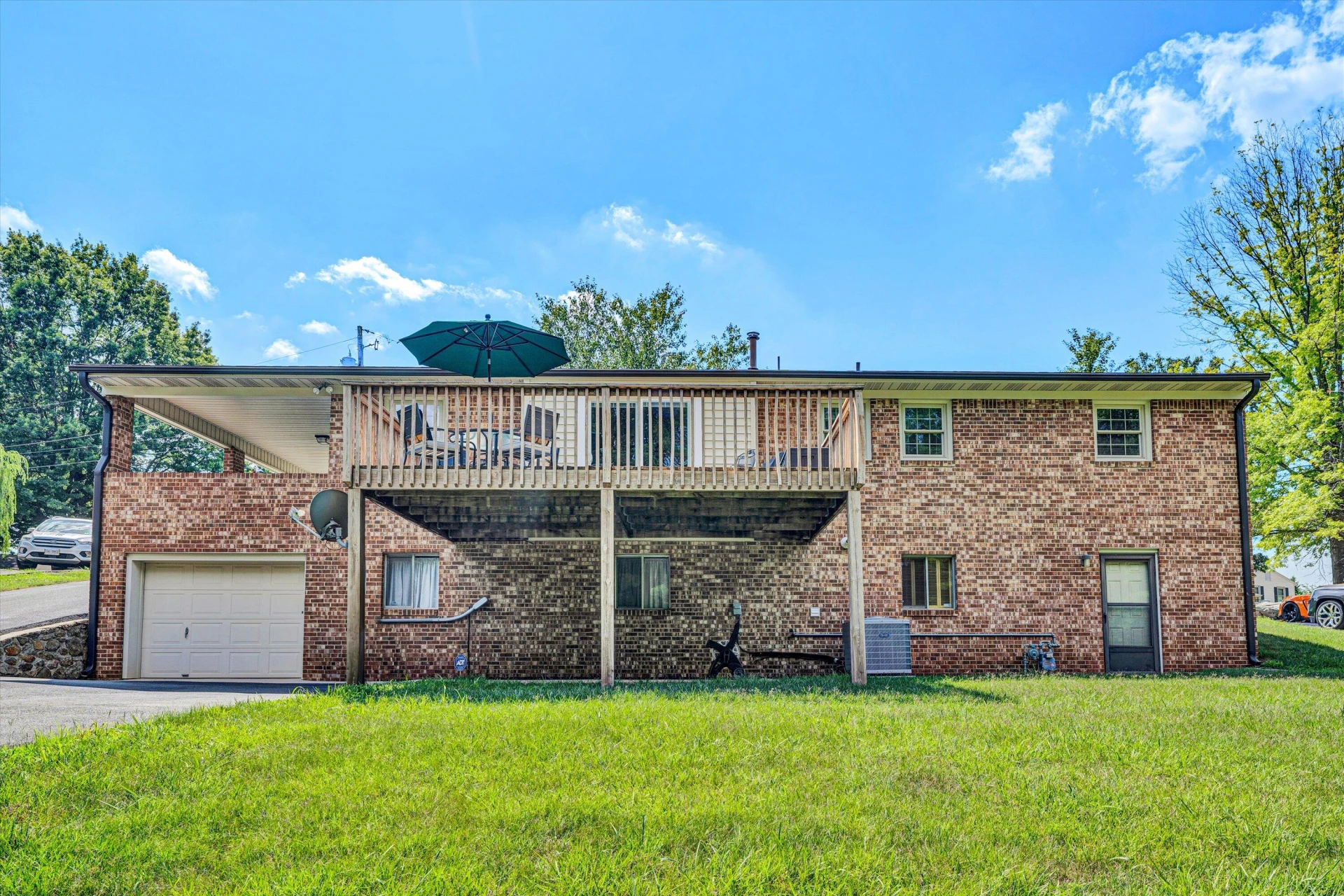 716 Arcadia CIR - Photo 38