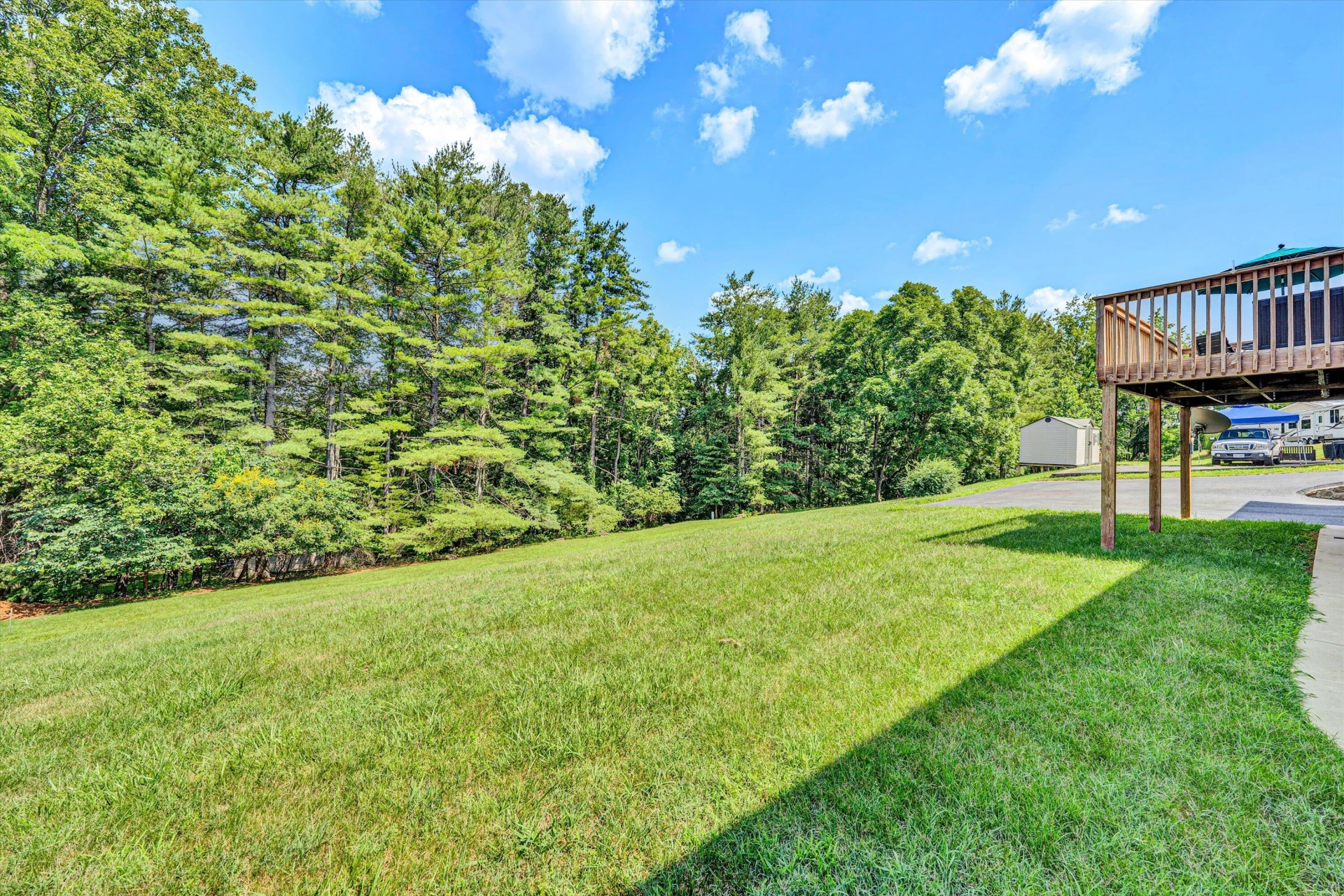 716 Arcadia CIR - Photo 42