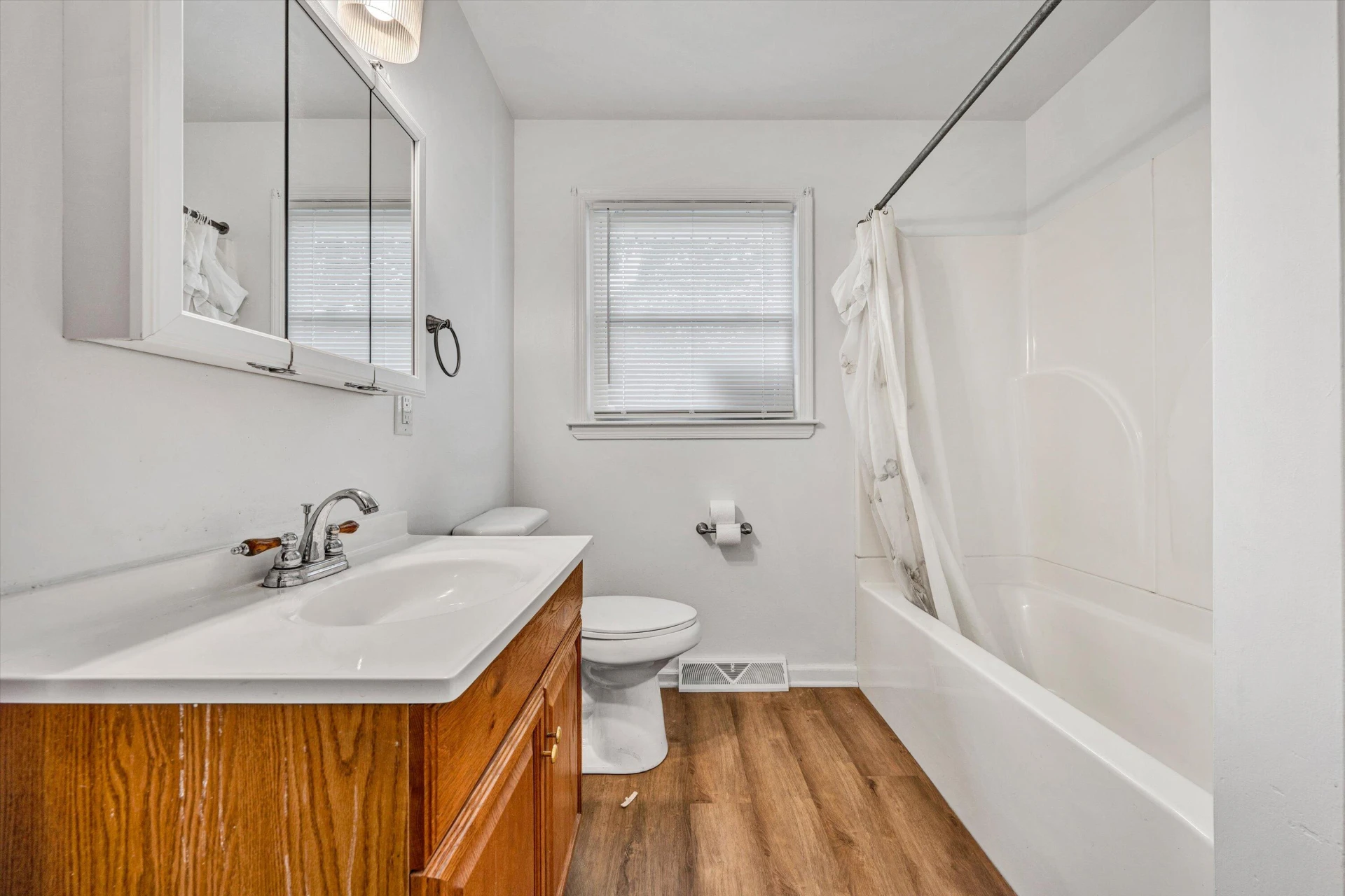 5671 Meadowcrest ST - Photo 13