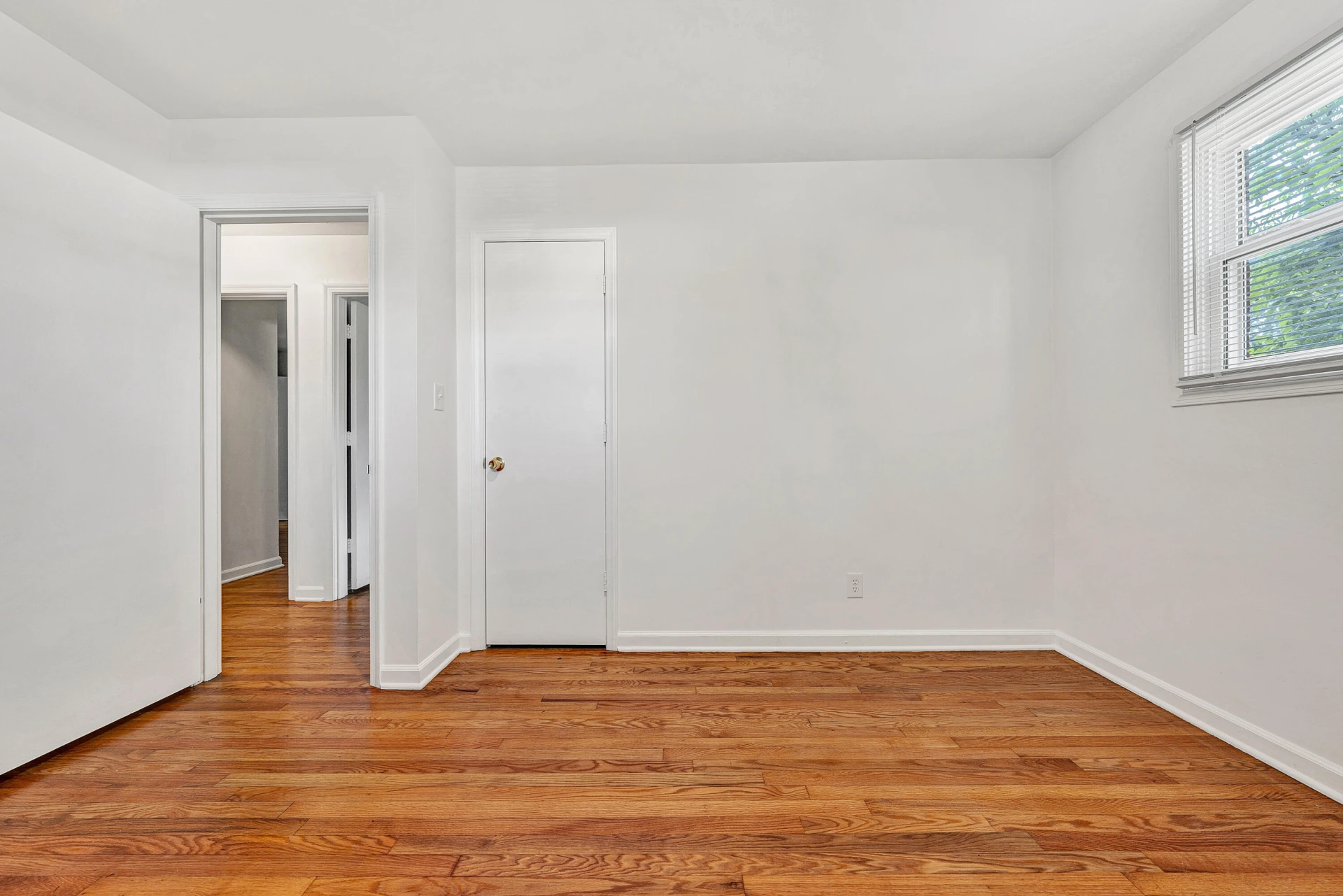 5671 Meadowcrest ST - Photo 18
