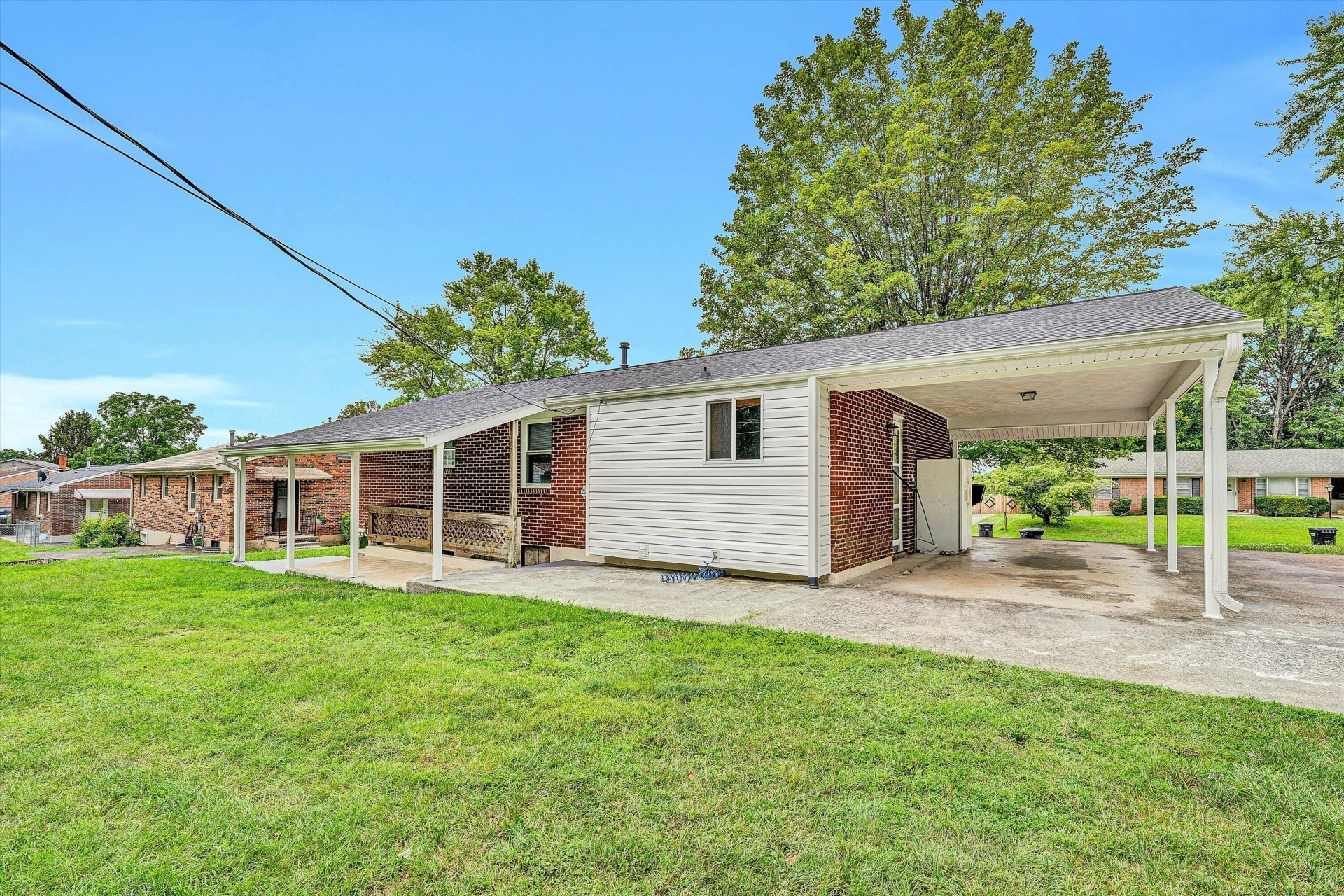 5671 Meadowcrest ST - Photo 26