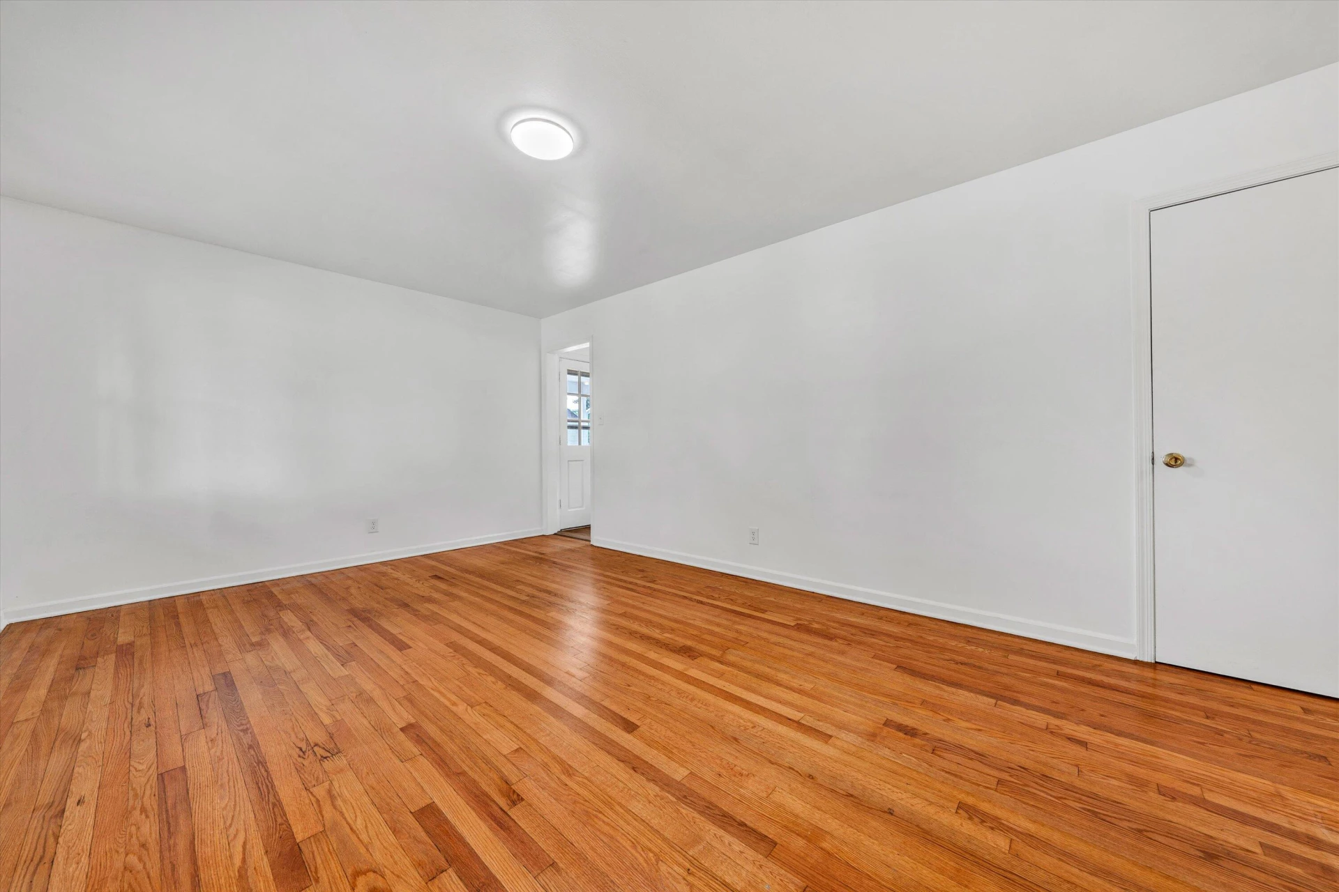 5671 Meadowcrest ST - Photo 6