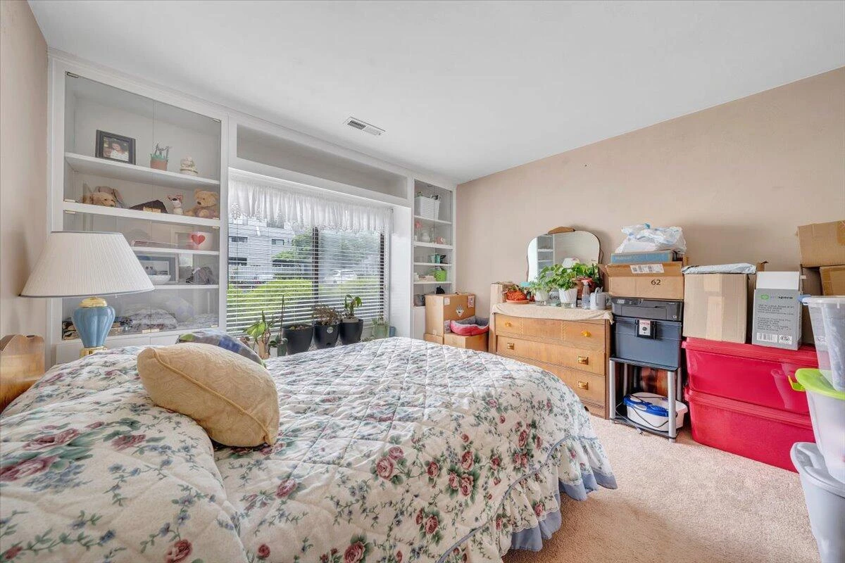 2400 Wood Gate LN - Photo 21