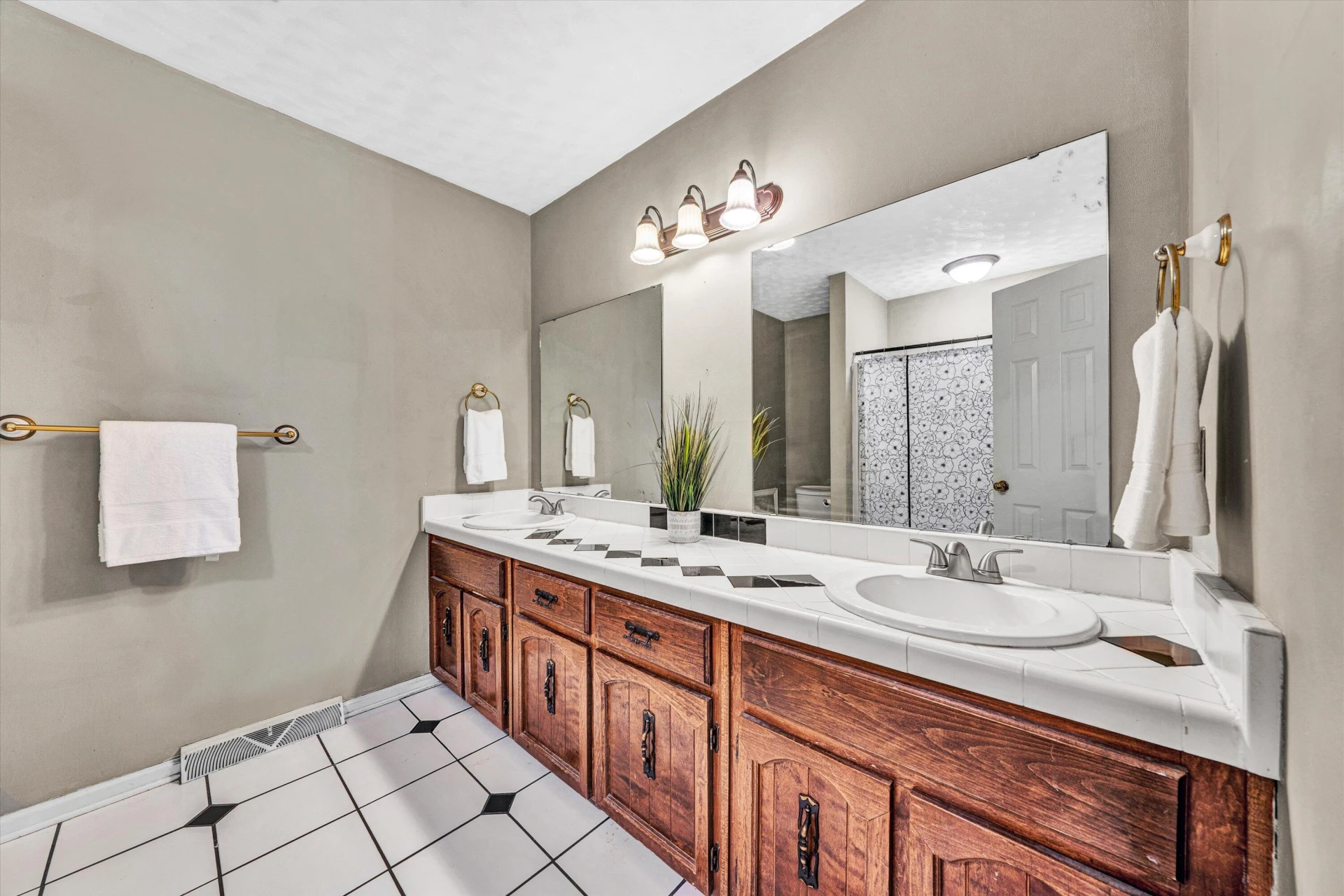 5211 Cherokee Hills DR - Photo 28