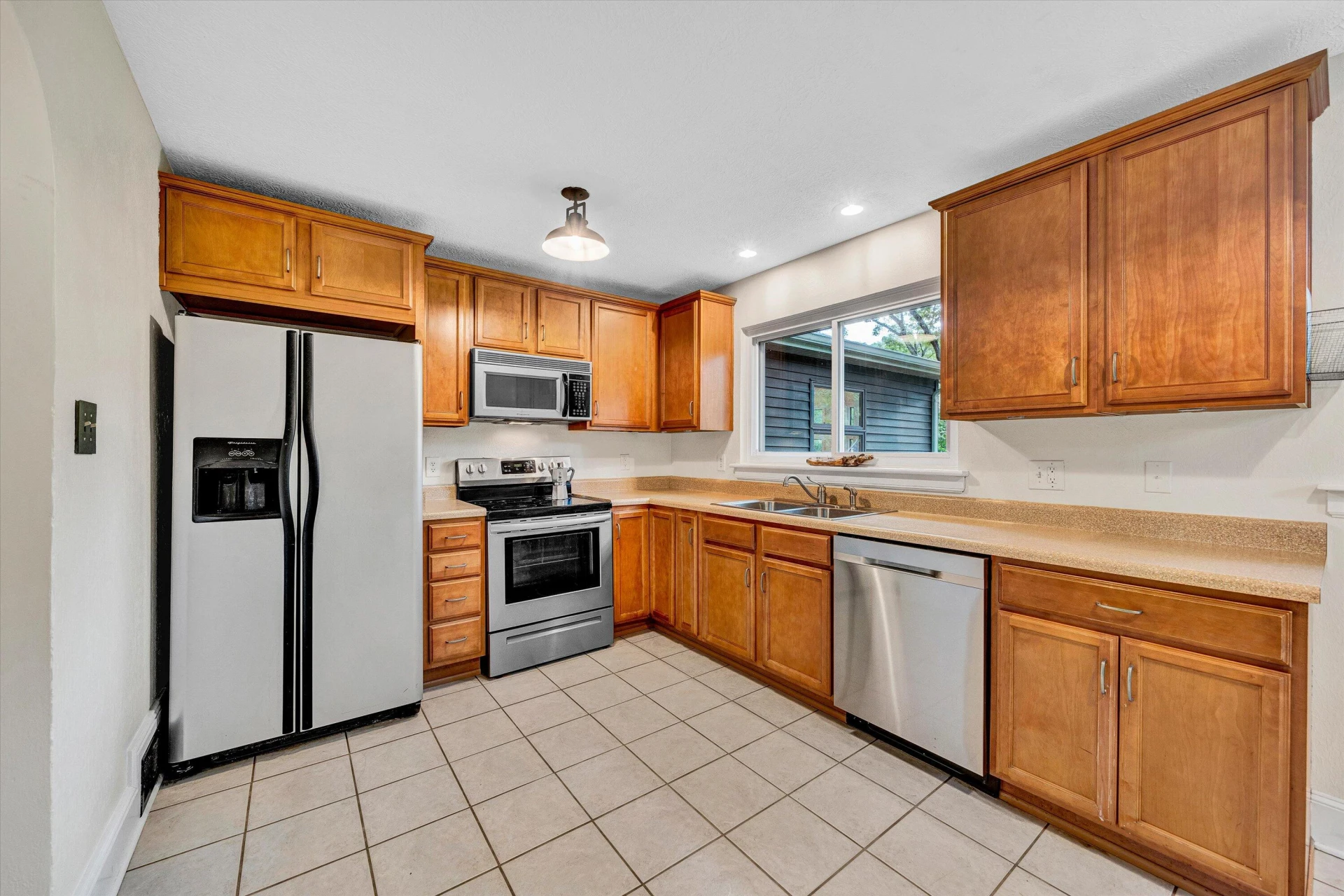 7151 Pine Needle DR - Photo 17