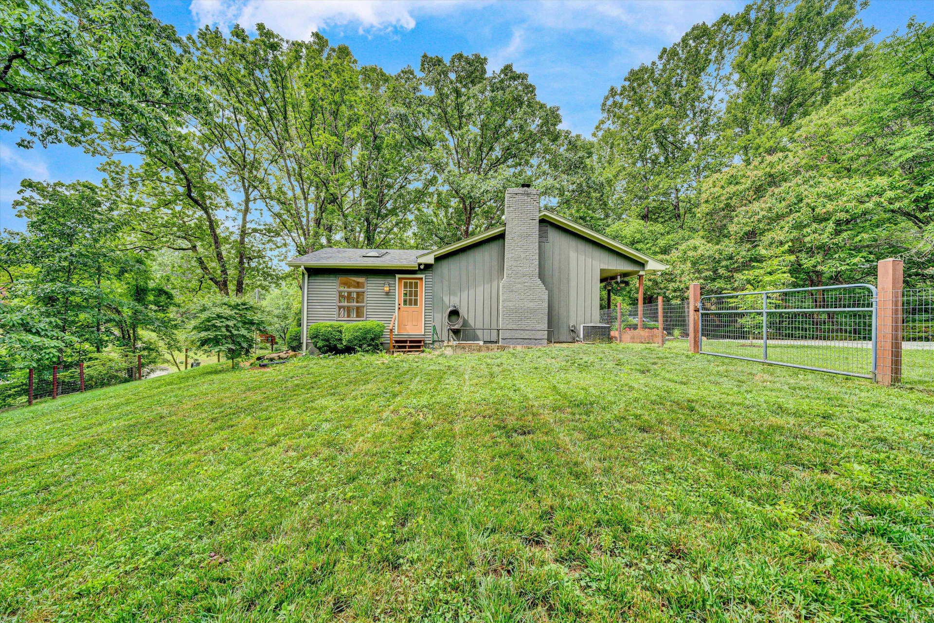 7151 Pine Needle DR - Photo 26